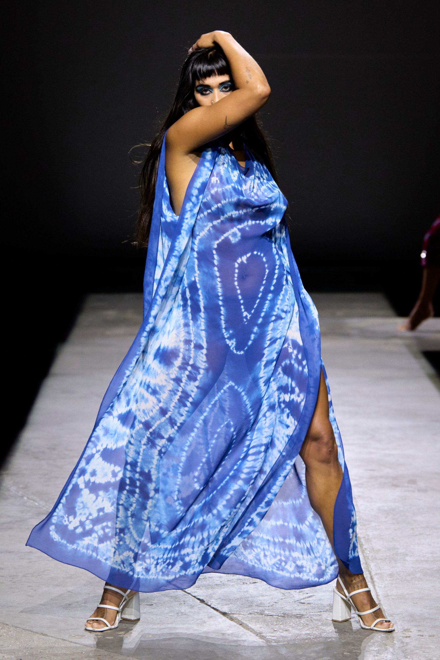 blue chiffon sleeveless v-neck relaxed draped flowing dress