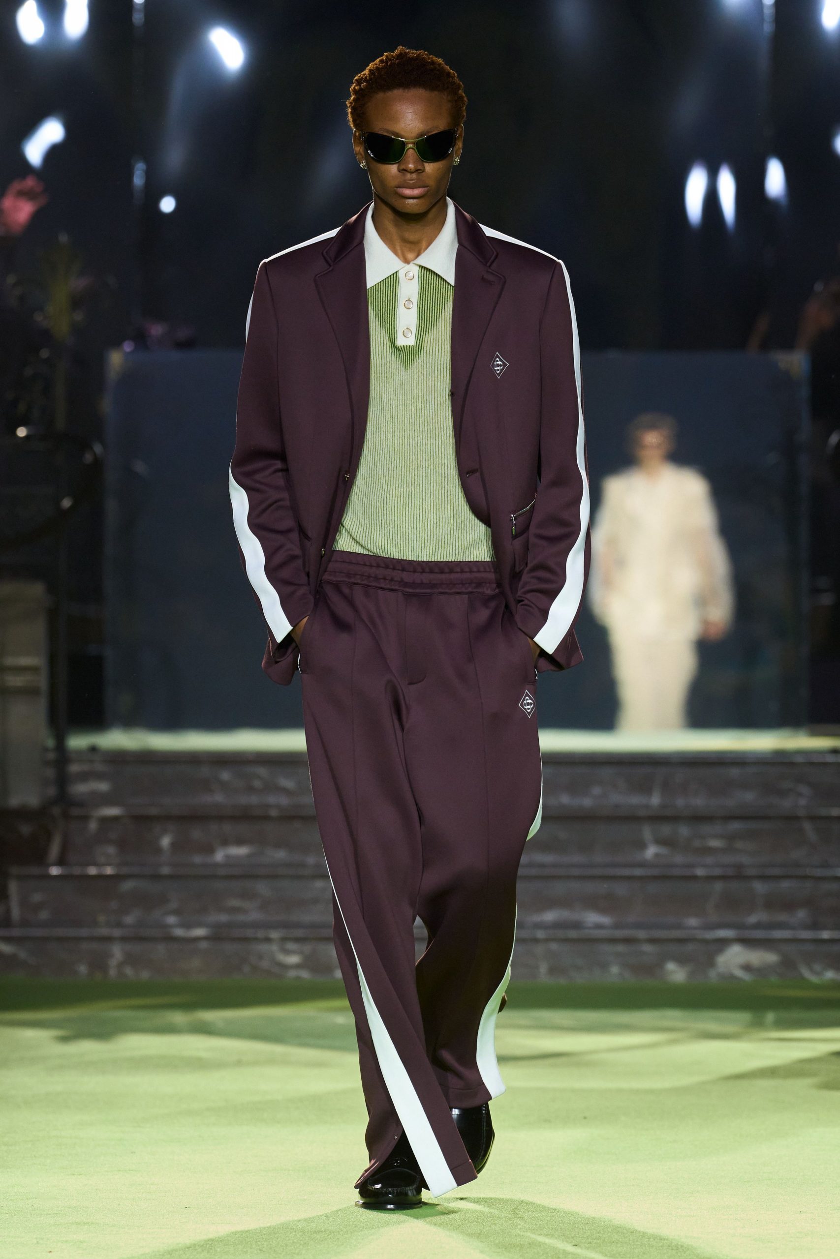 purple long-sleeve collared tailored zippered suit