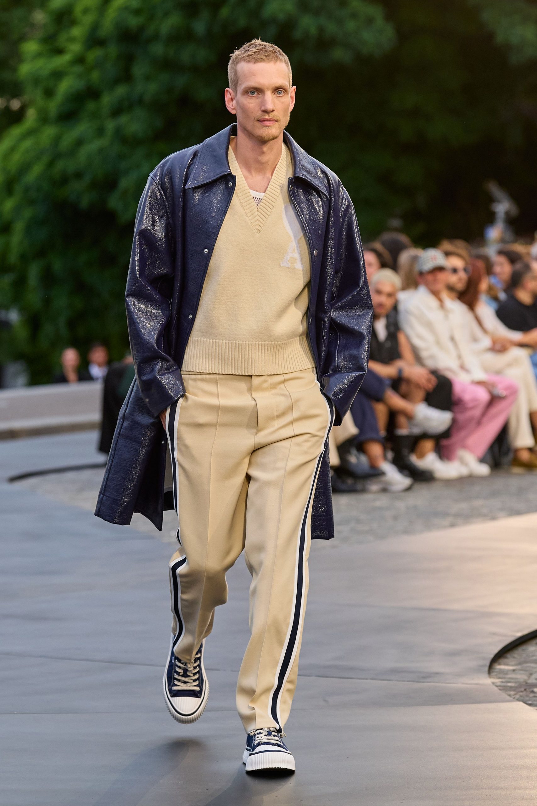 AMI PARIS S/S 23 Menswear Look 133