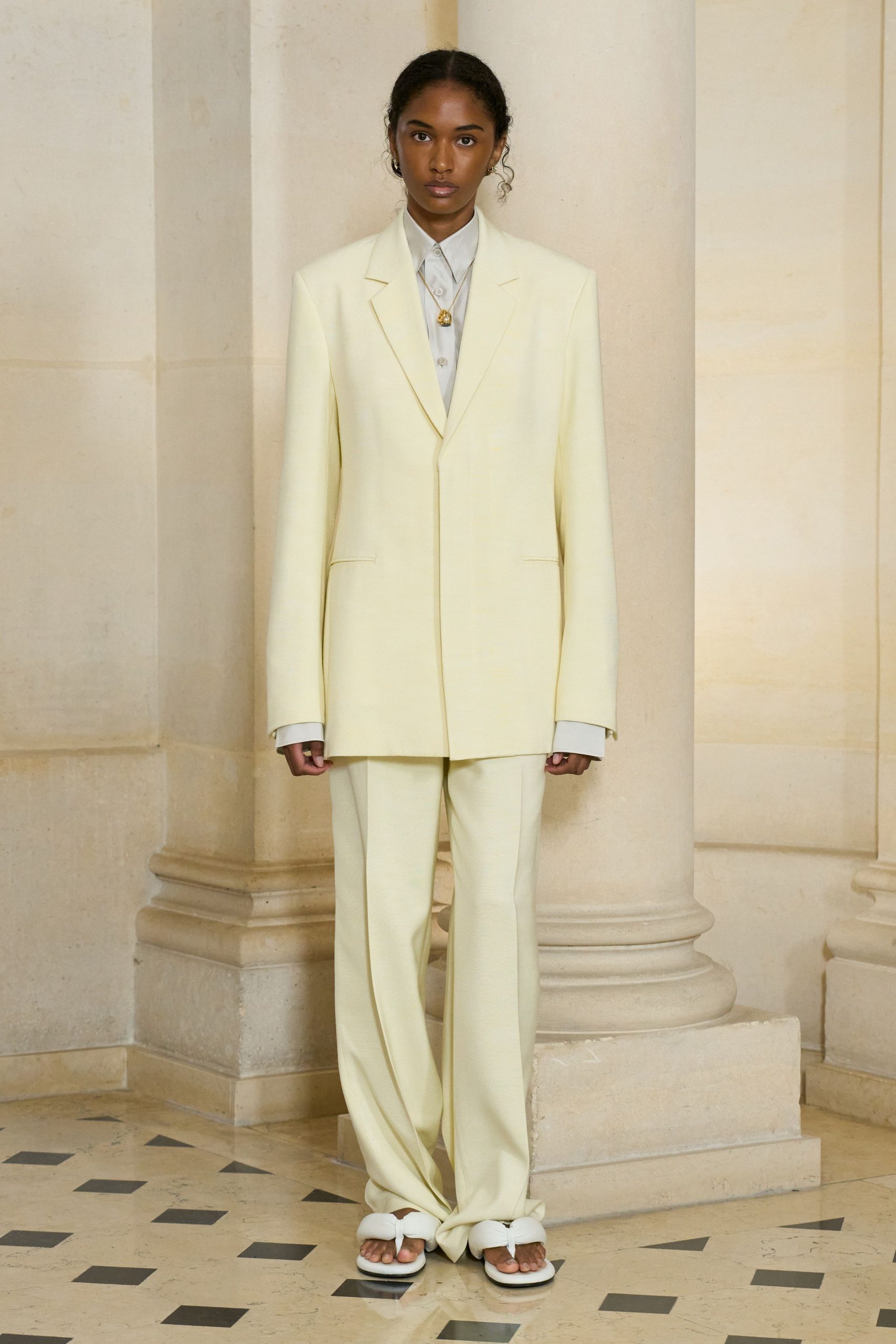 yellow cotton long-sleeve collared oversized suit