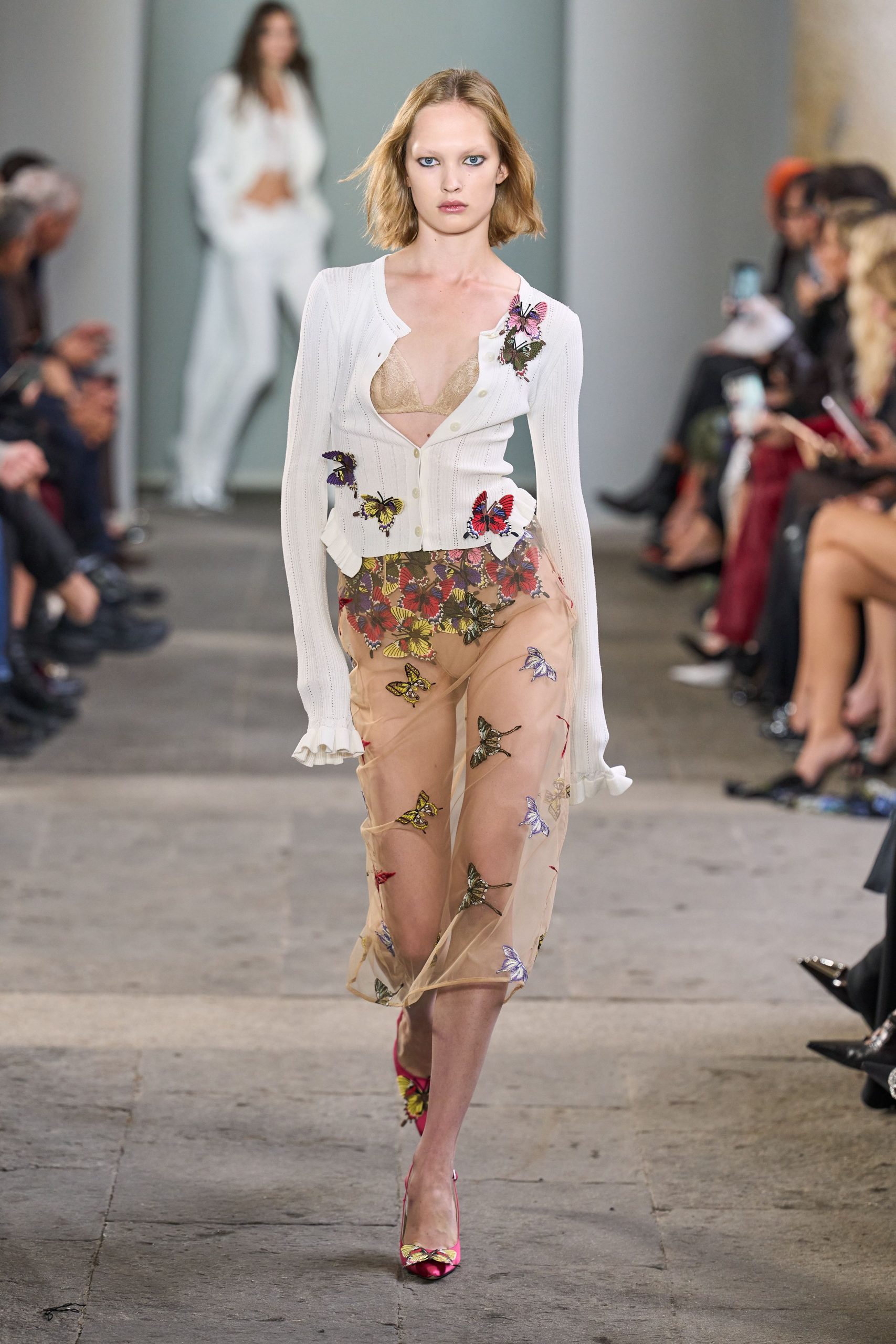 floral midi dress with red shoes