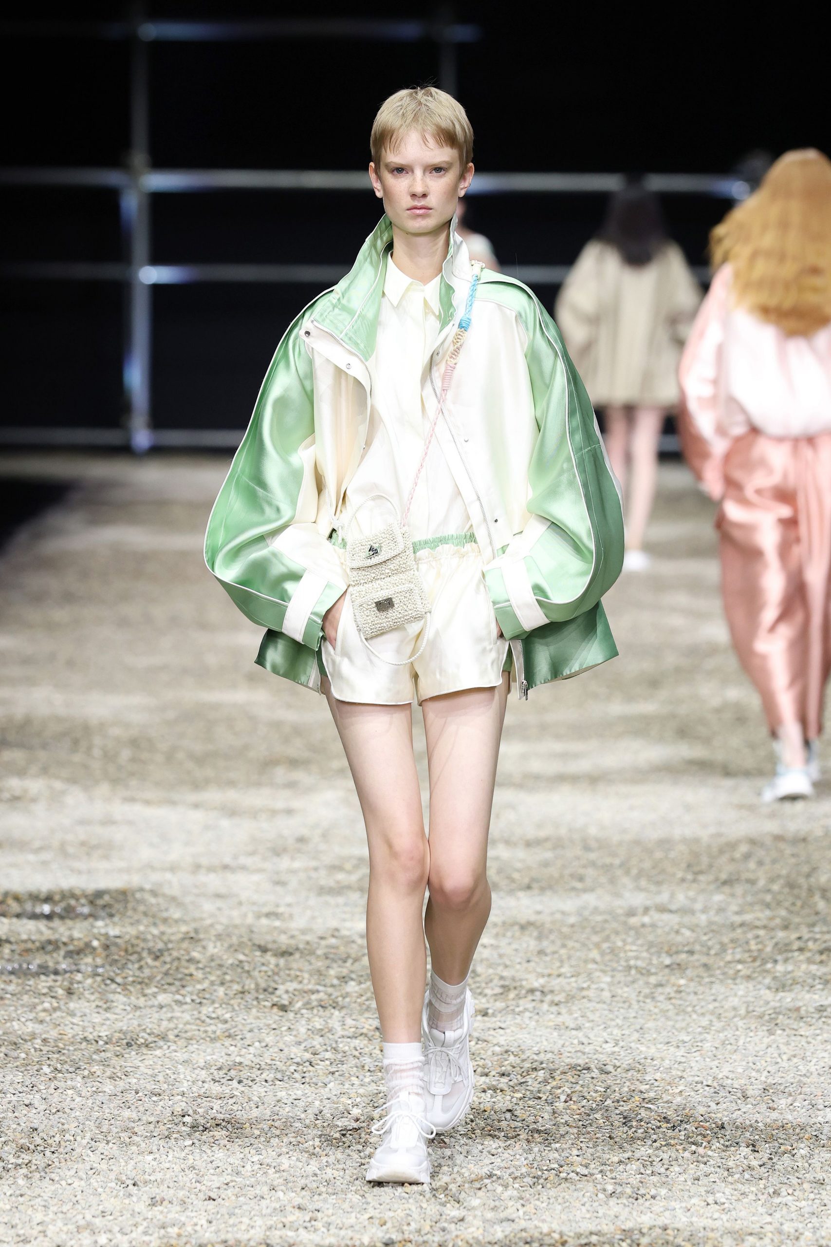 green silk long-sleeve collared oversized color-blocked jacket