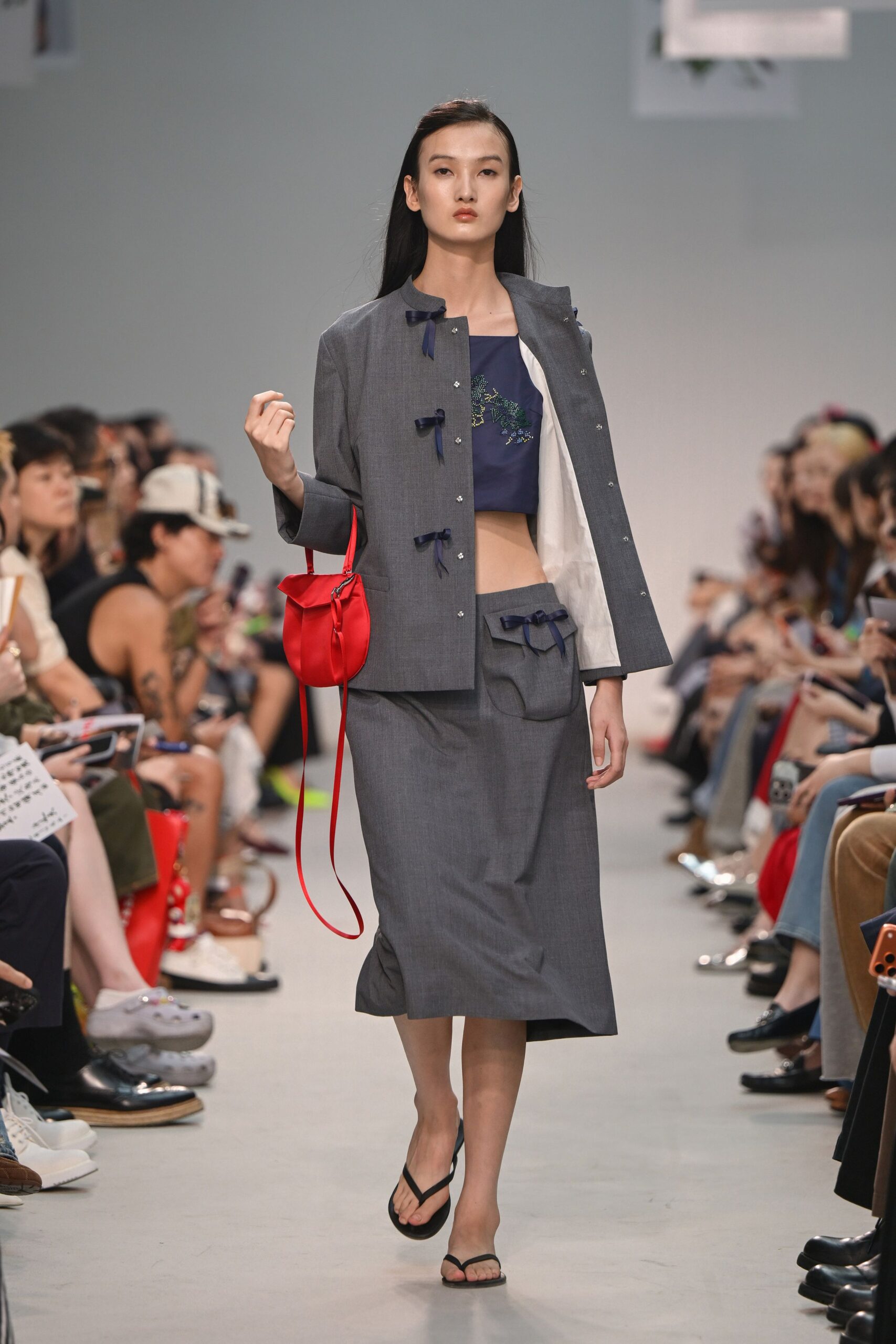 gray cotton long-sleeve collared structured buttoned jacket