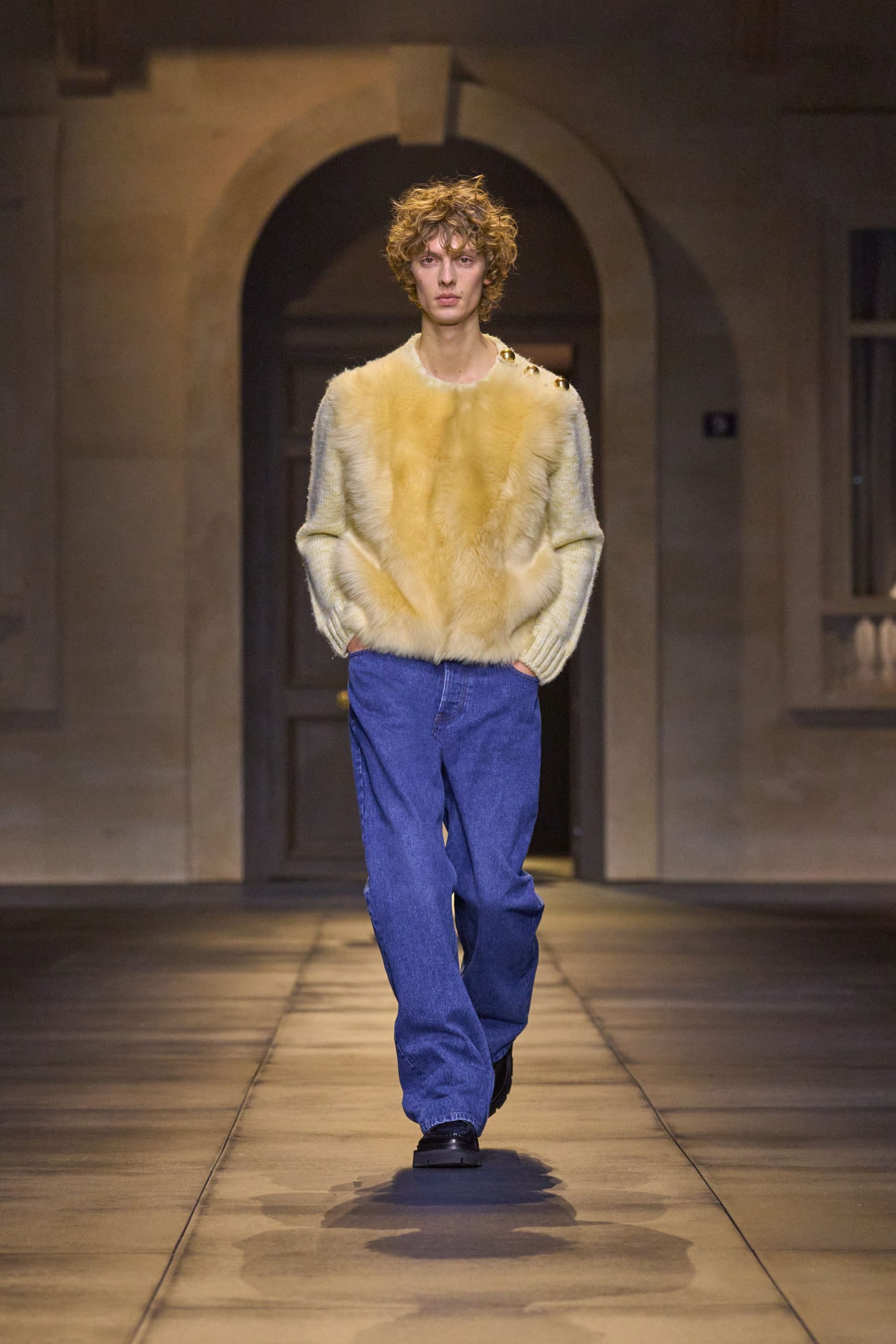AMI PARIS F/W 24 Menswear Look 233