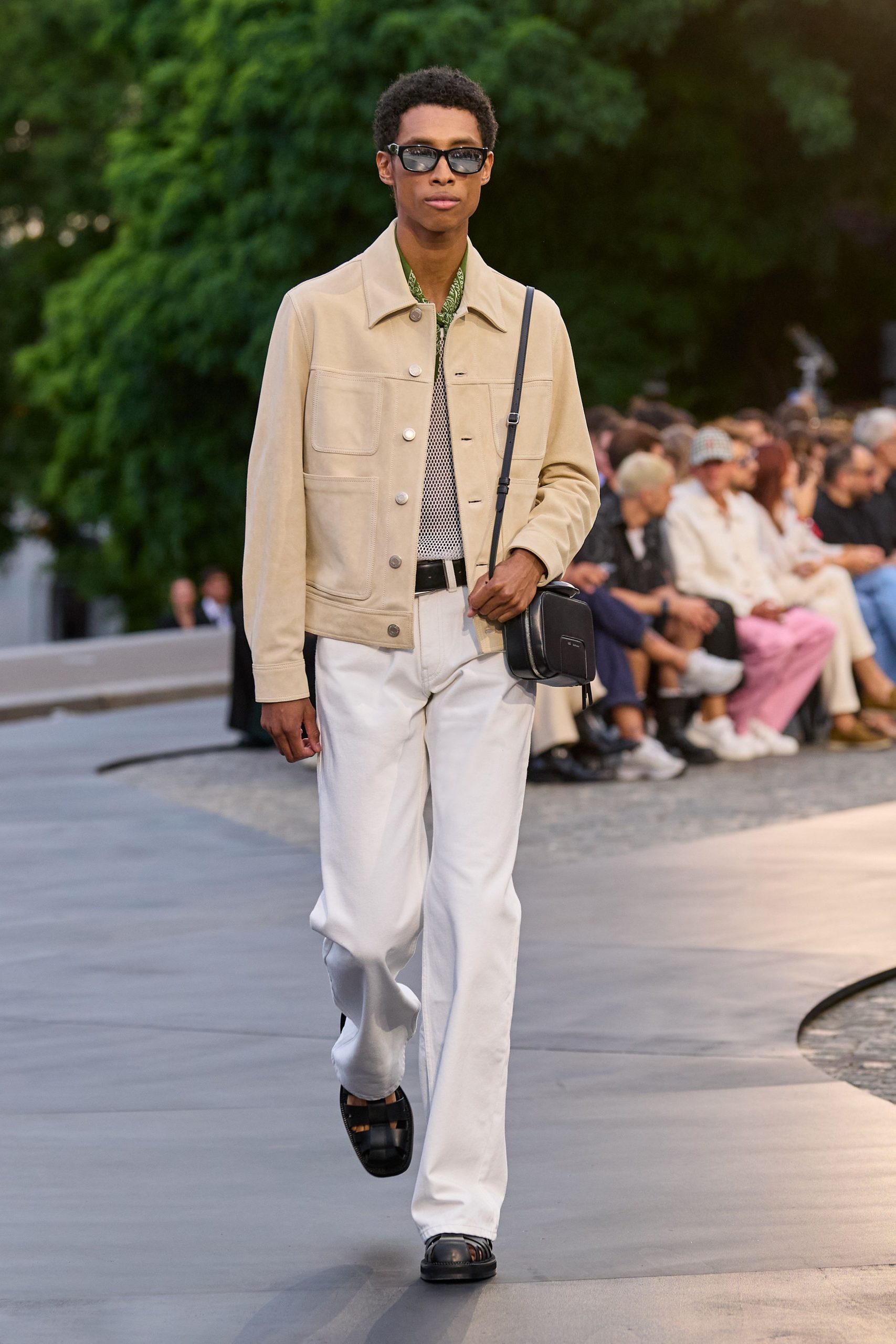 AMI PARIS S/S 23 Menswear Look 161