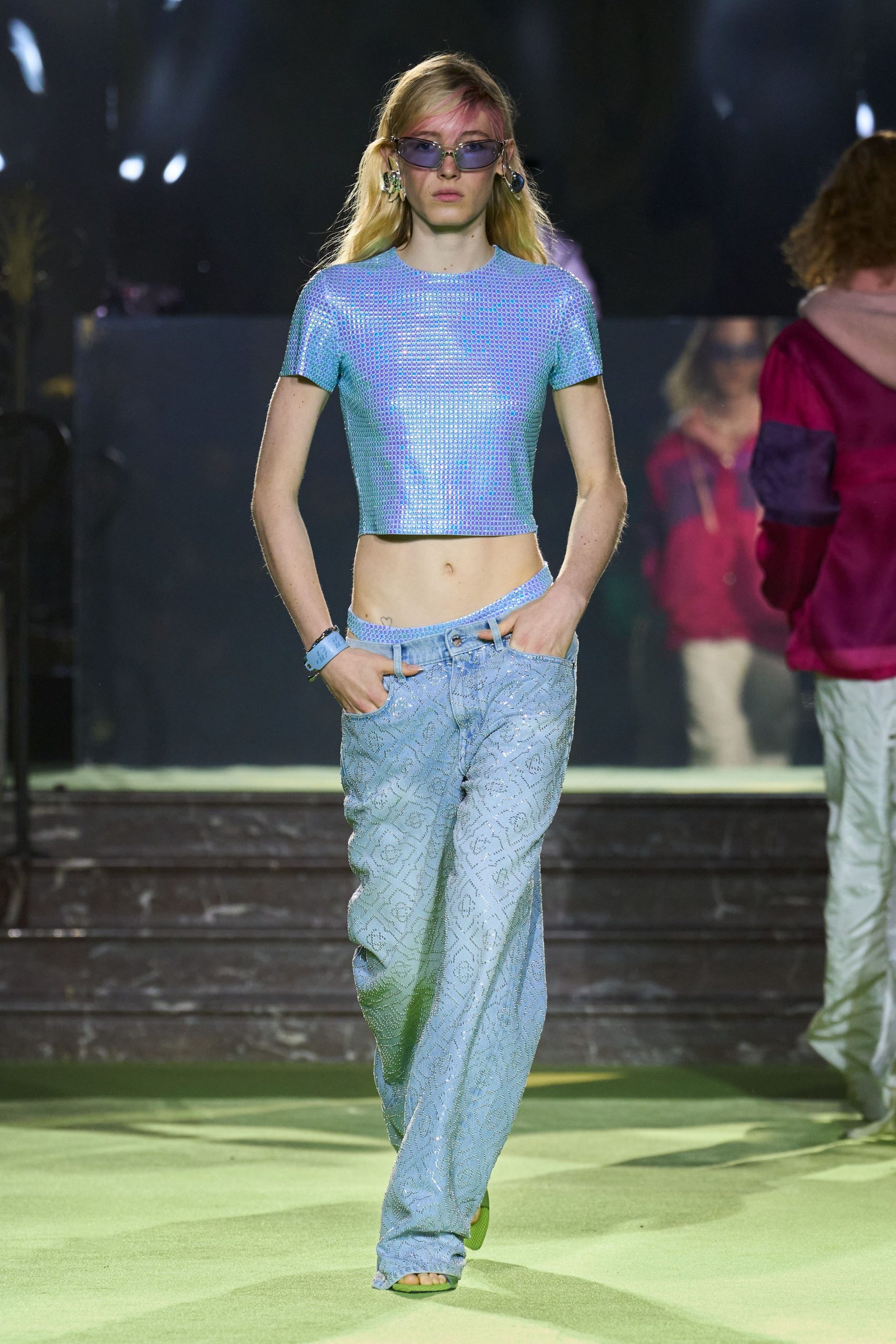 blue mesh sleeveless high-neck fitted shiny cropped top