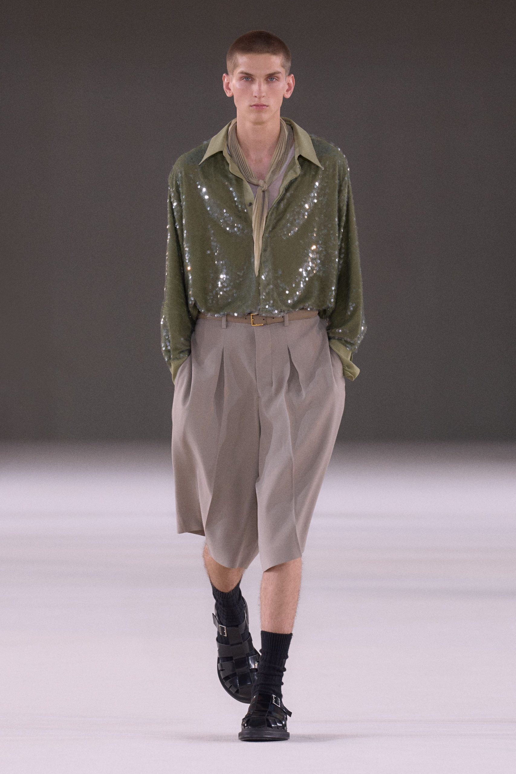 AMI PARIS S/S 24 Menswear Look 205