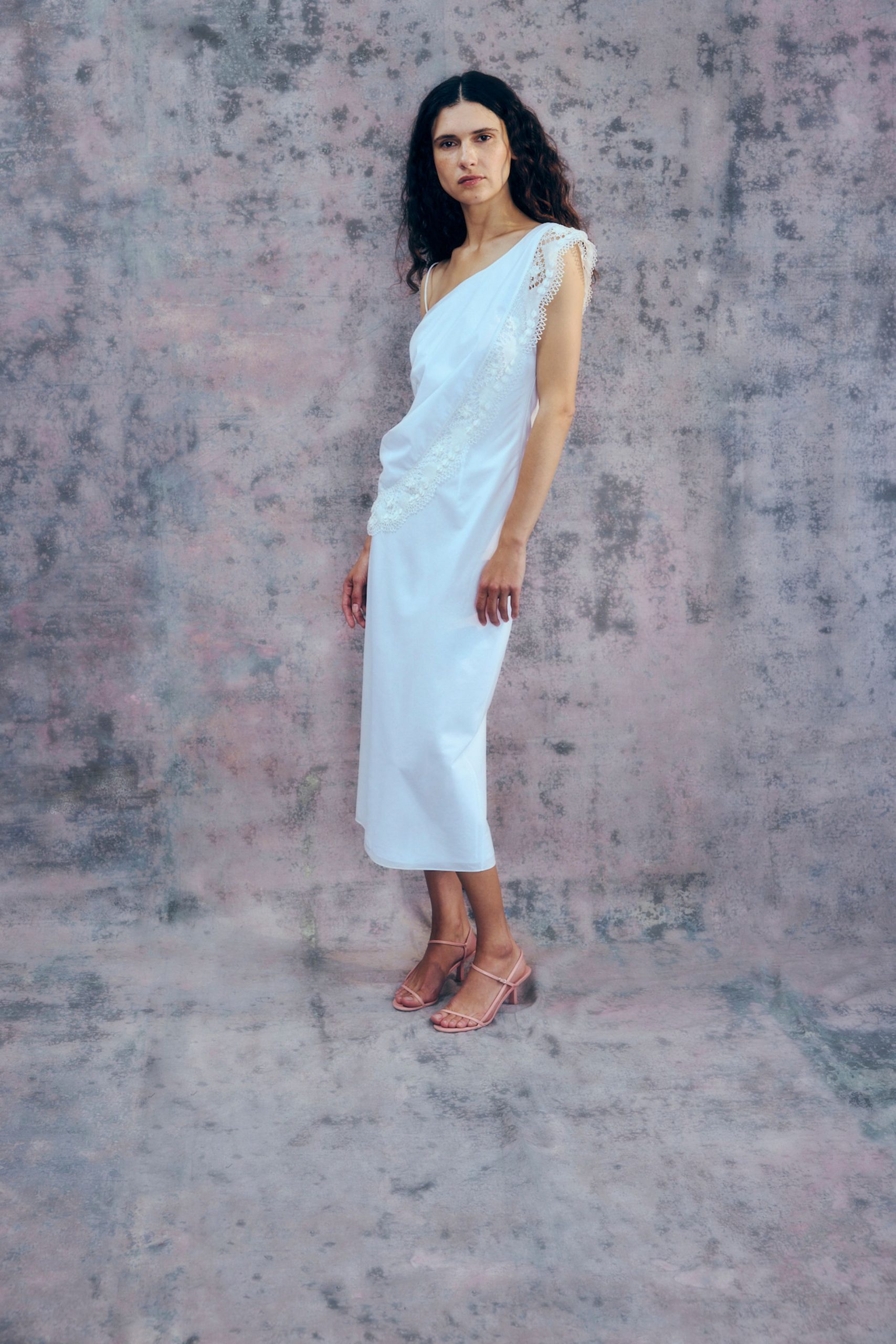 Alejandra Alonso Rojas S/S 26 Look 215