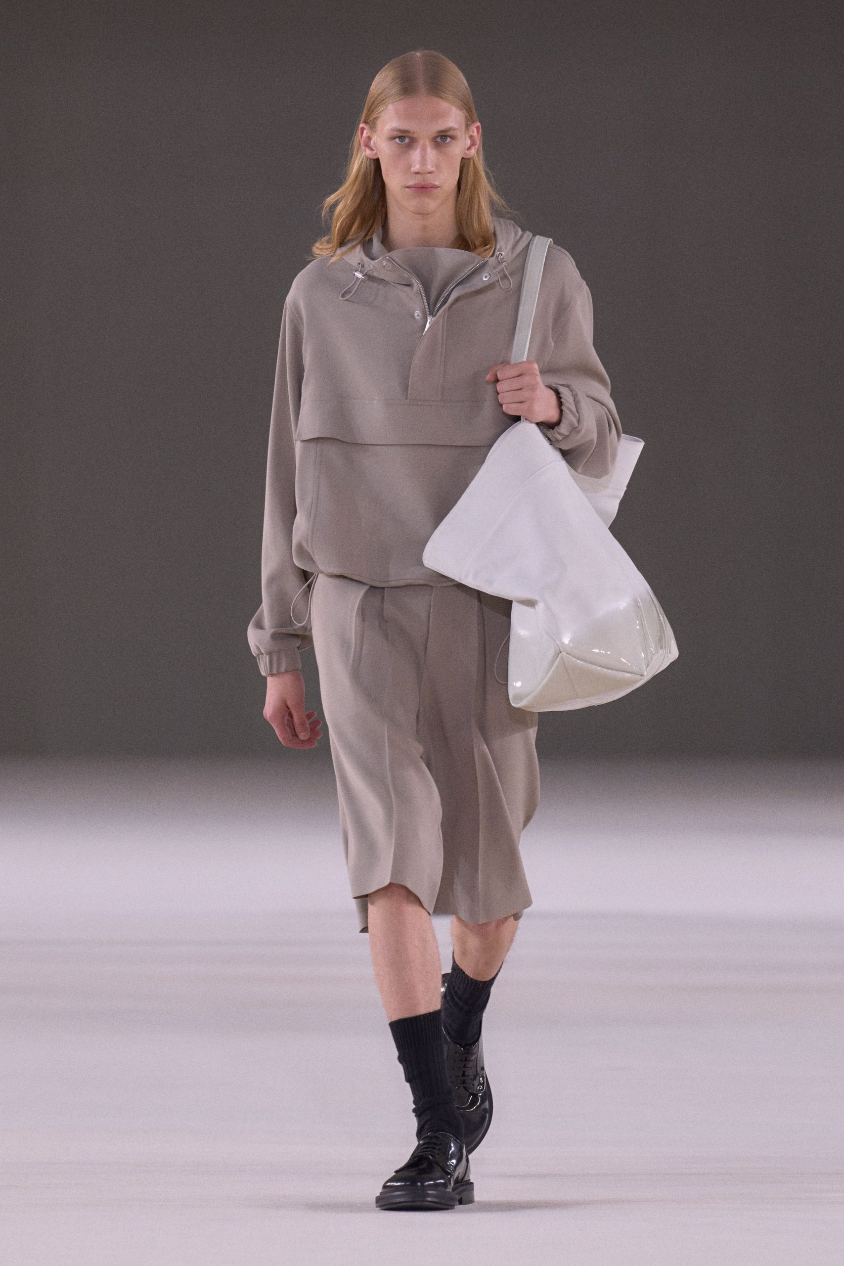 AMI PARIS S/S 24 Menswear Look 217