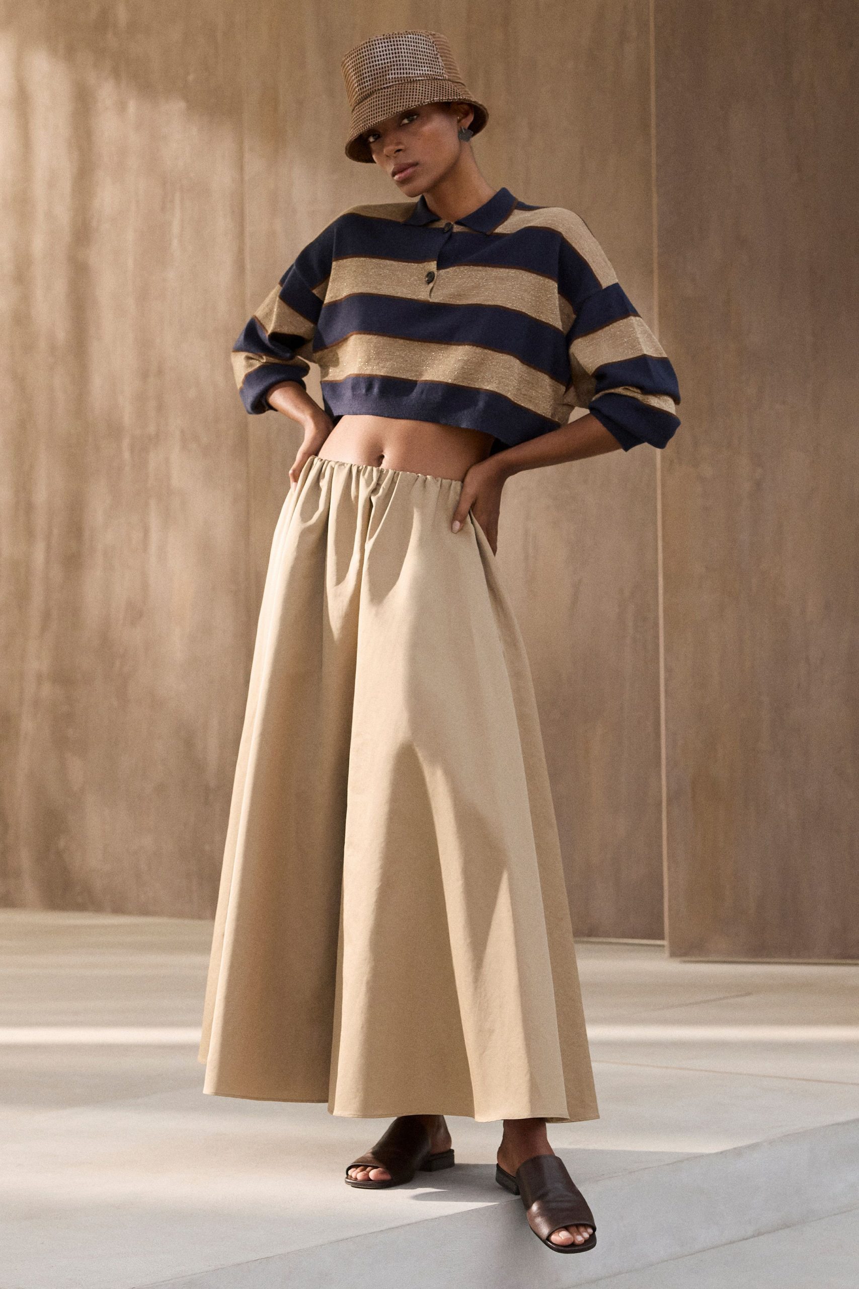 beige cotton short-sleeve collared fitted striped cropped top