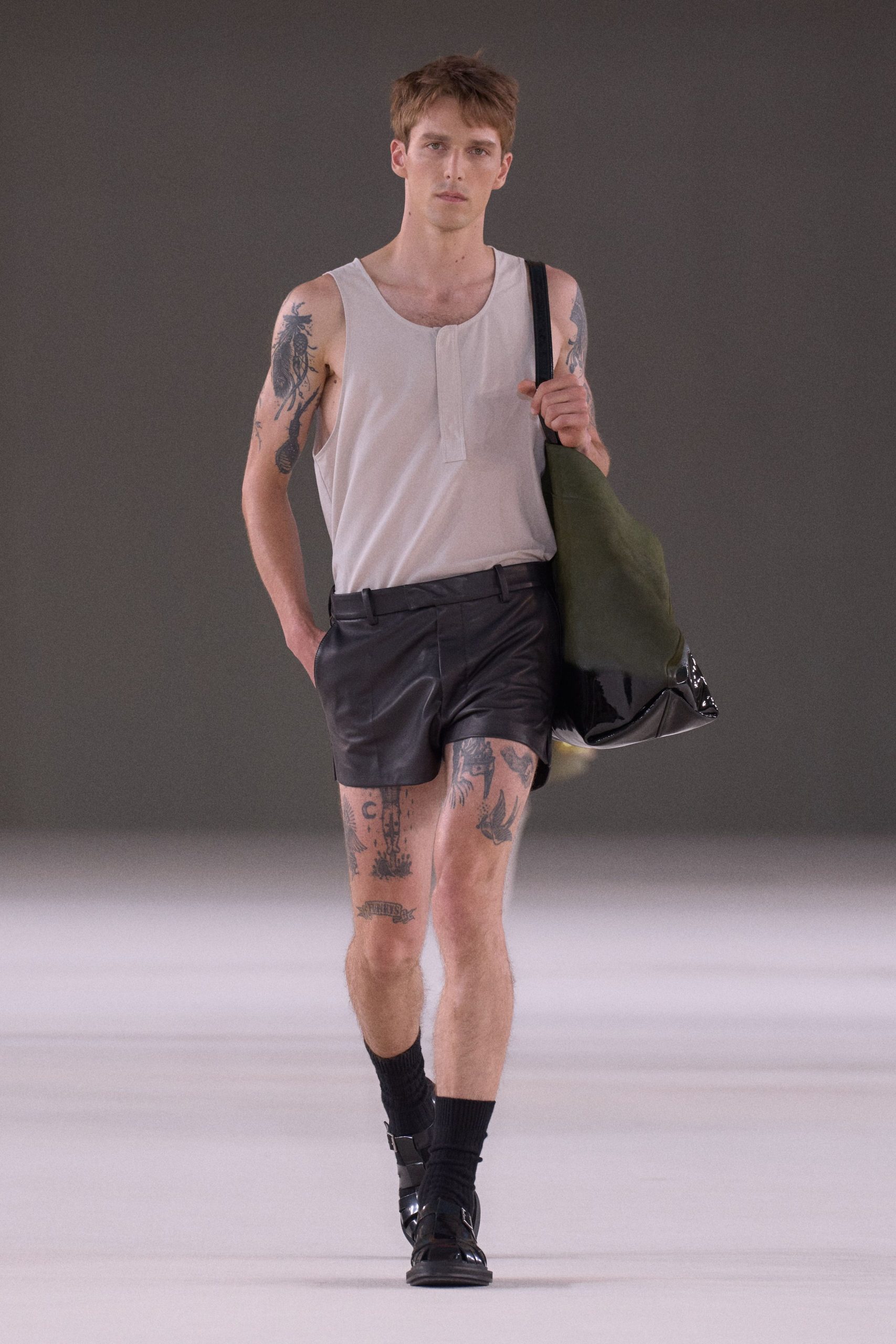 AMI PARIS S/S 24 Menswear Look 235