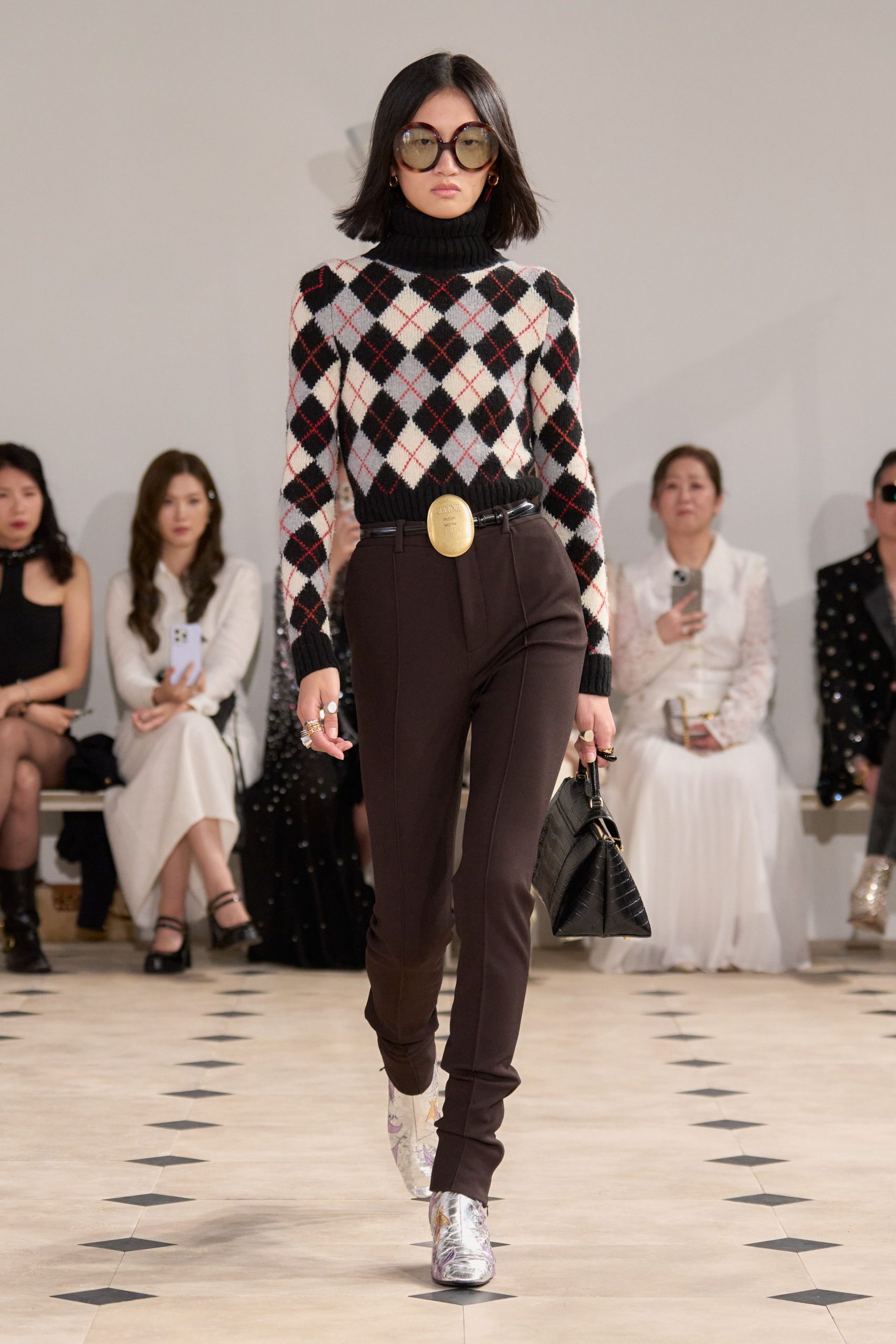 fitted checked top with pants