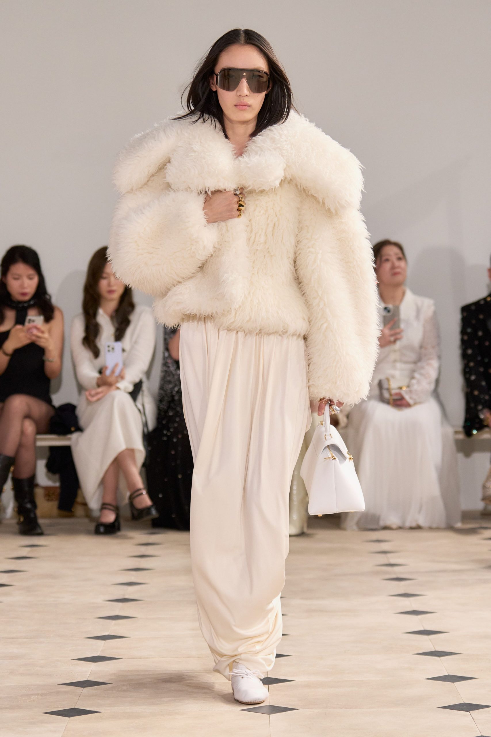 white fur long-sleeve oversized coat