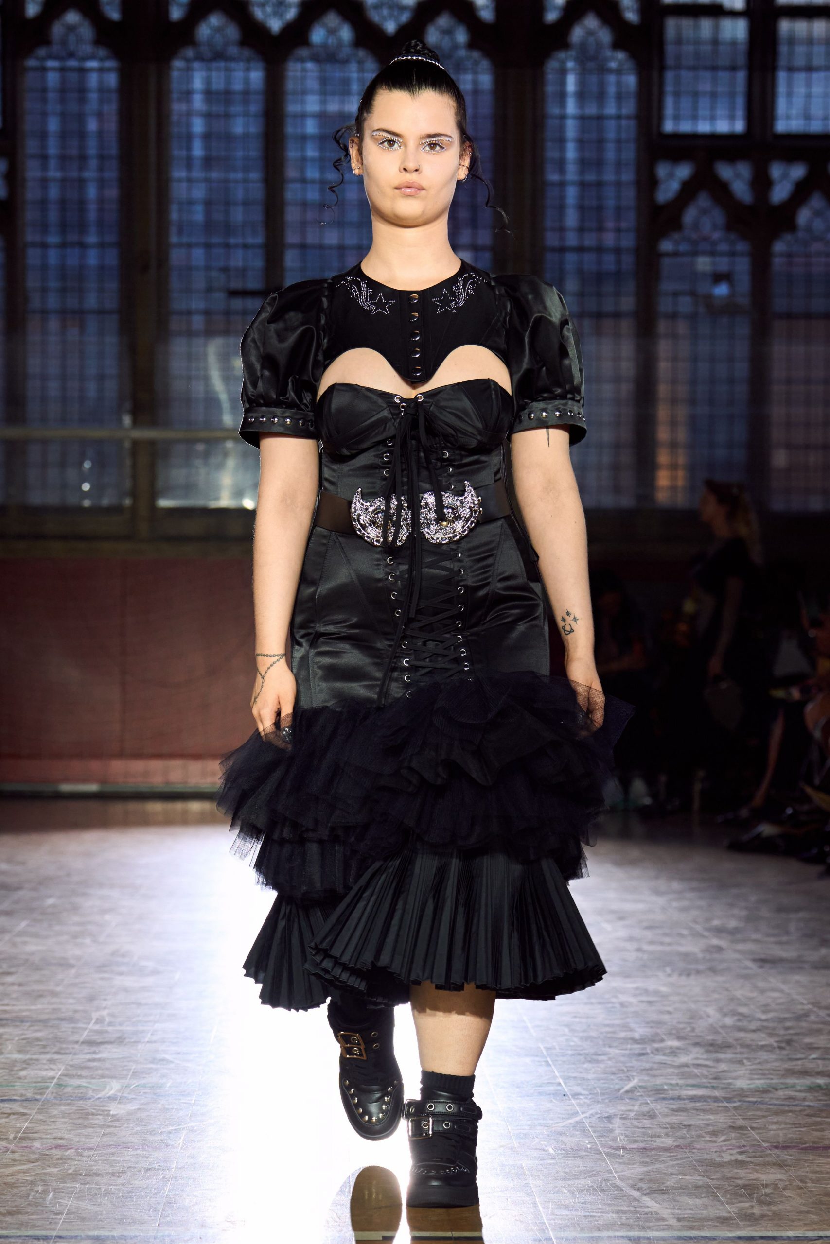 black silk short-sleeve v-neck fitted ruffled tiered dress