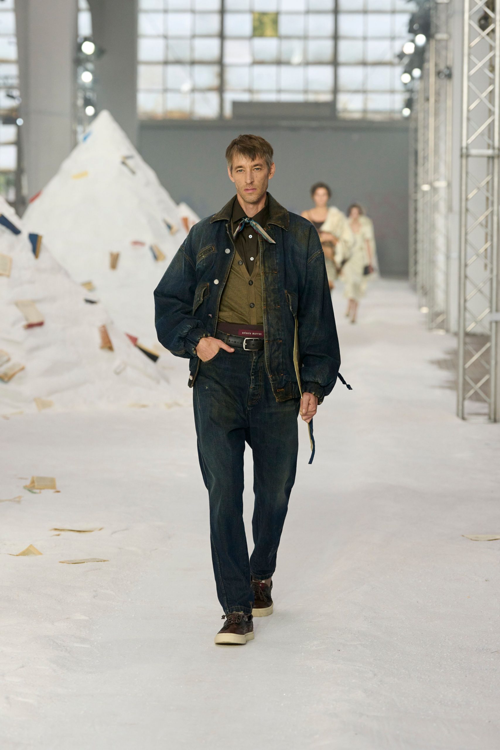 denim jacket with brown shirt