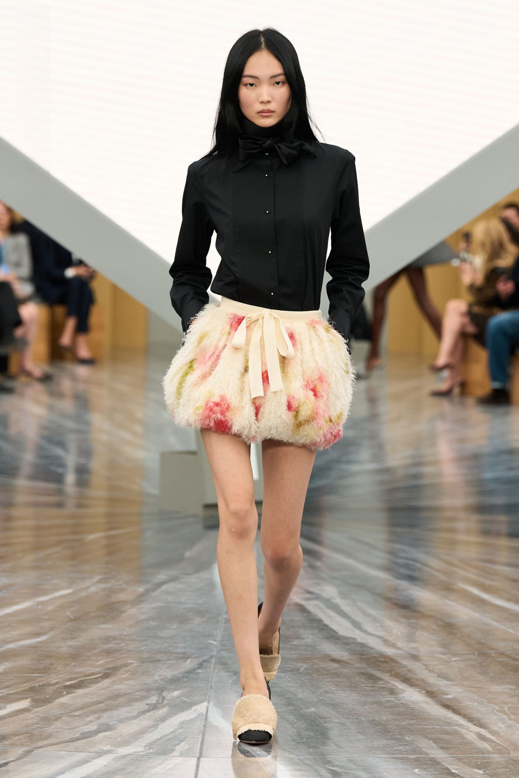 white fur fitted pleated mini skirt