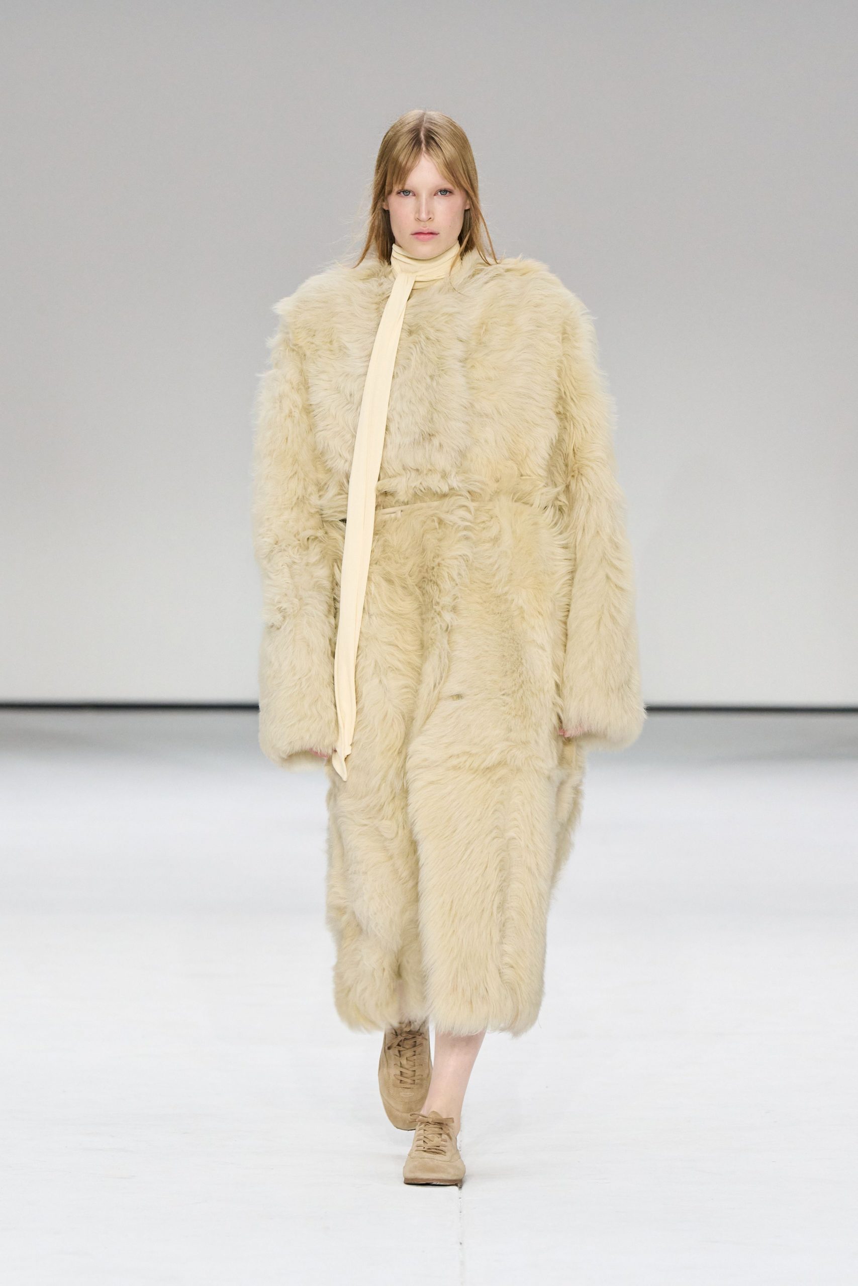 beige fur long-sleeve oversized layered maxi coat