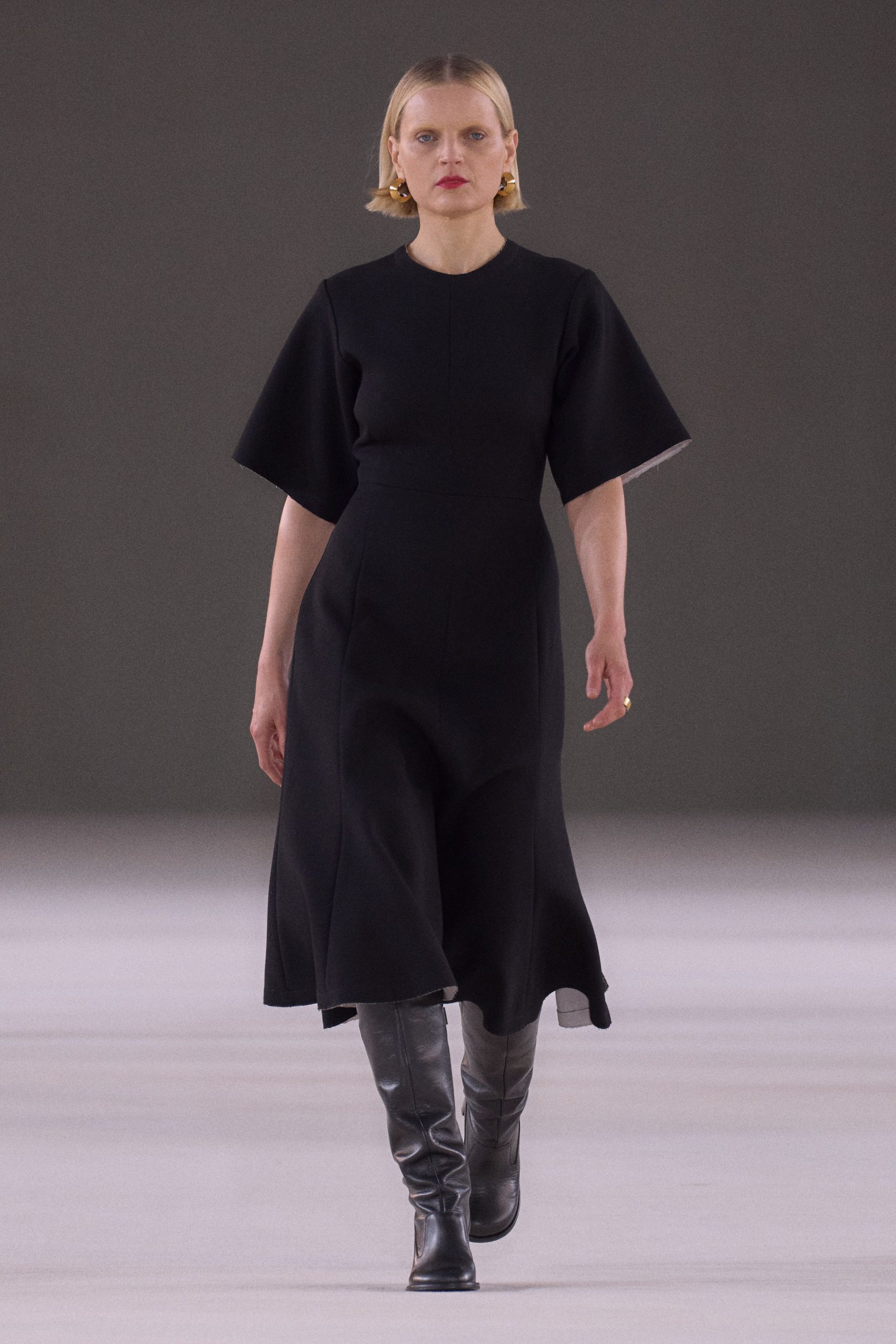 AMI PARIS S/S 24 Menswear Look 313