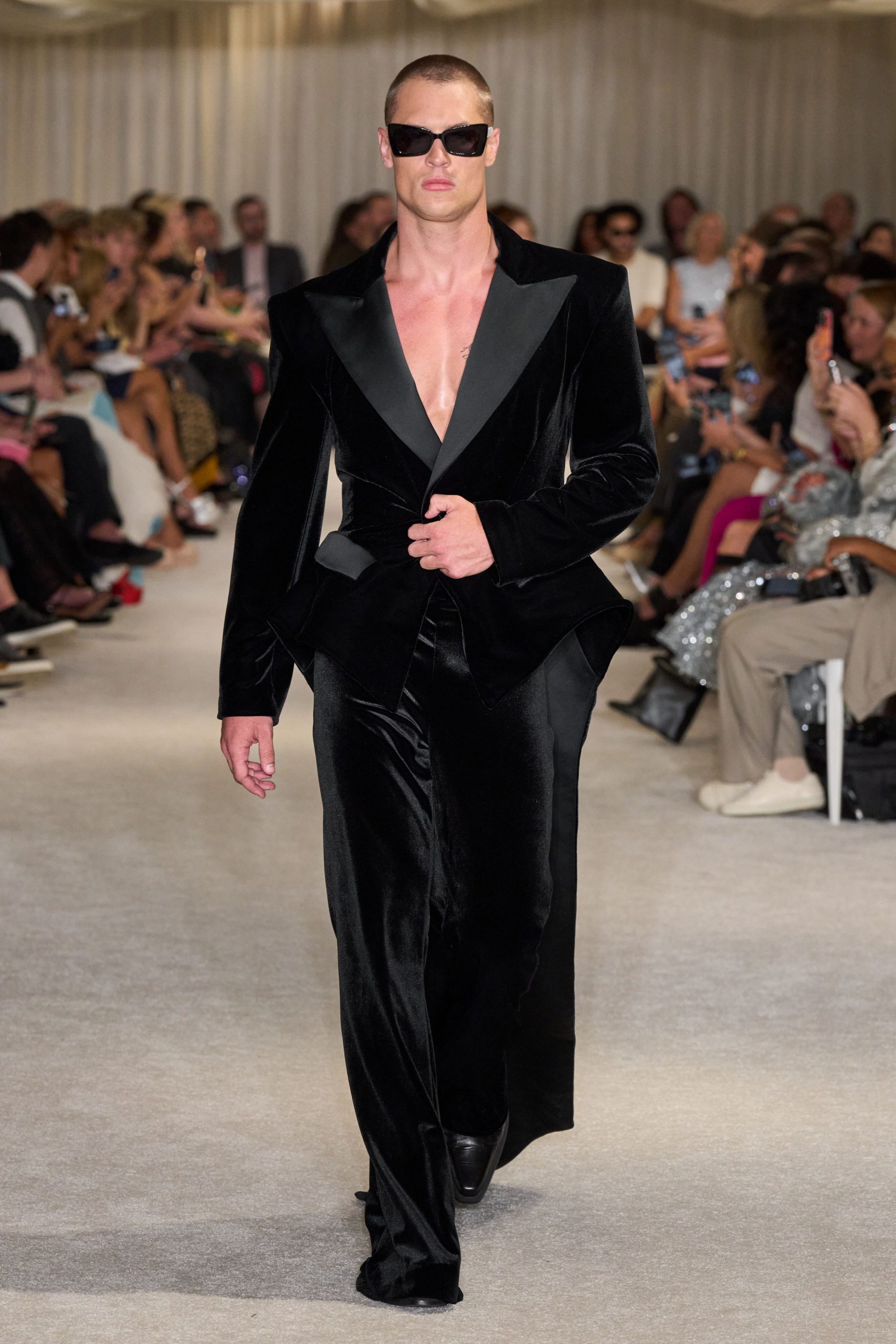 Christian Siriano S/S 26 Look 198