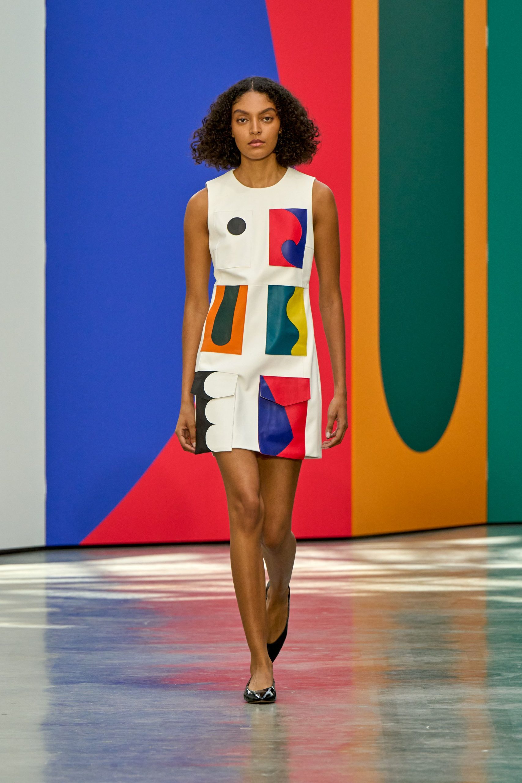 color-blocked mini dress with black shoes