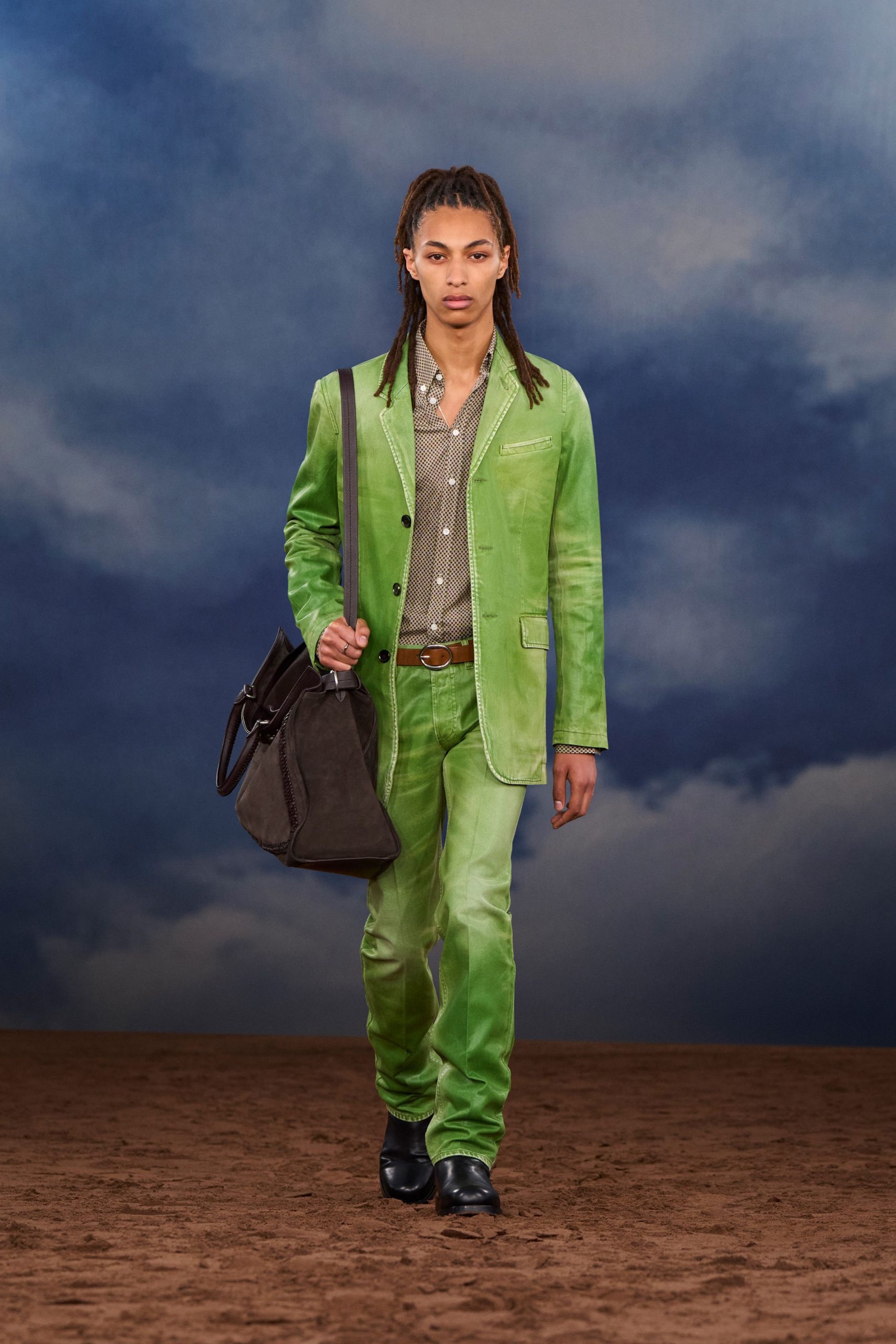 green cotton long-sleeve collared tailored buttoned suit