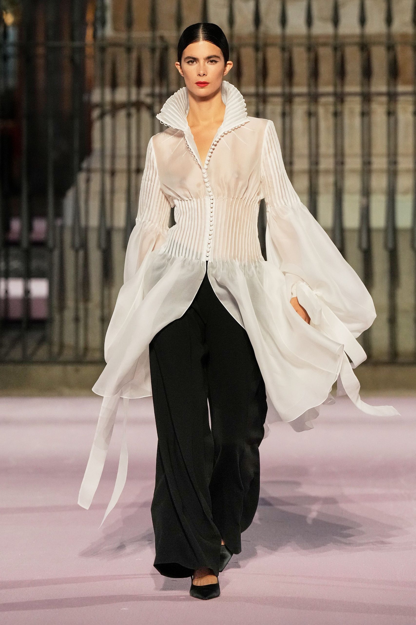 white silk long-sleeve collared fitted pleated buttoned shirt