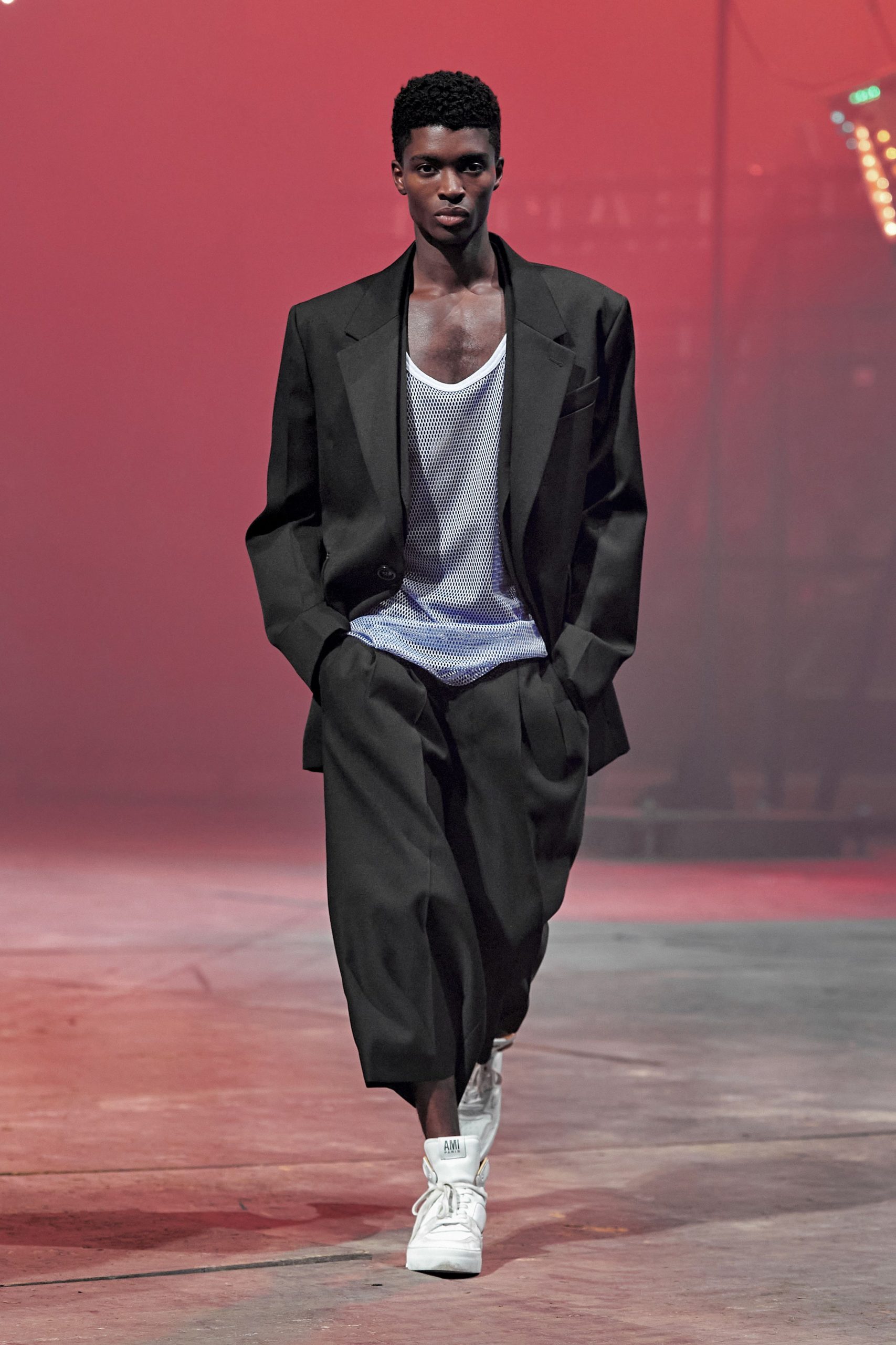 AMI PARIS S/S 22 Menswear Look 109