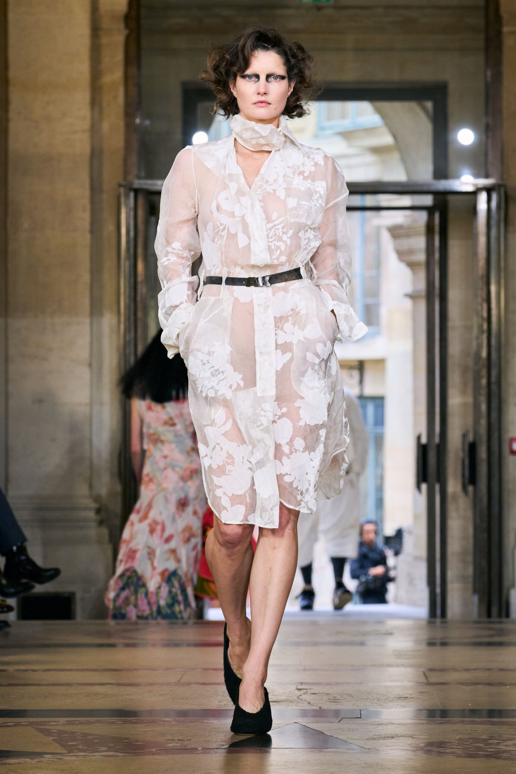 white chiffon long-sleeve collared fitted floral buttoned dress