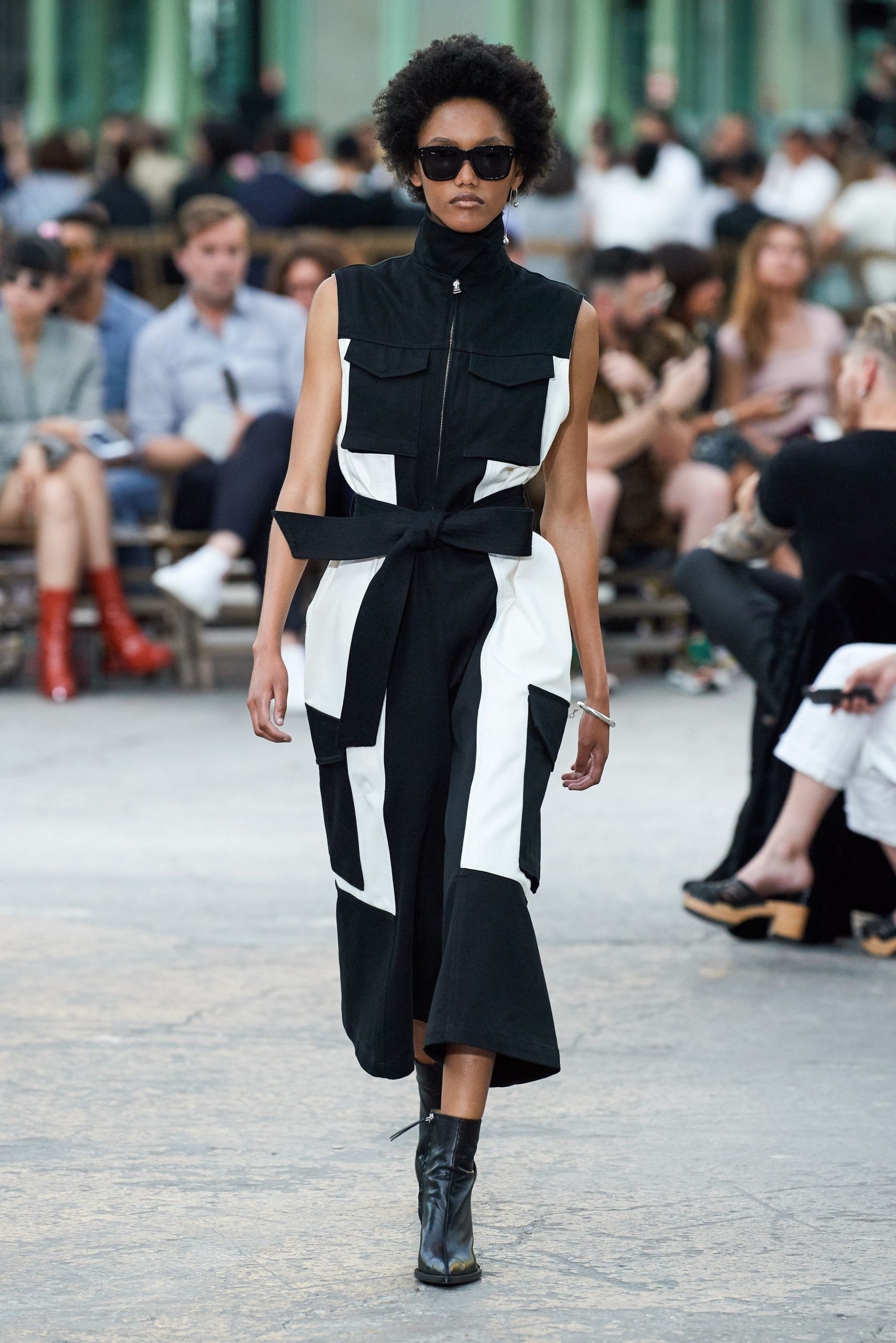 AMI PARIS S/S 20 Menswear Look 286