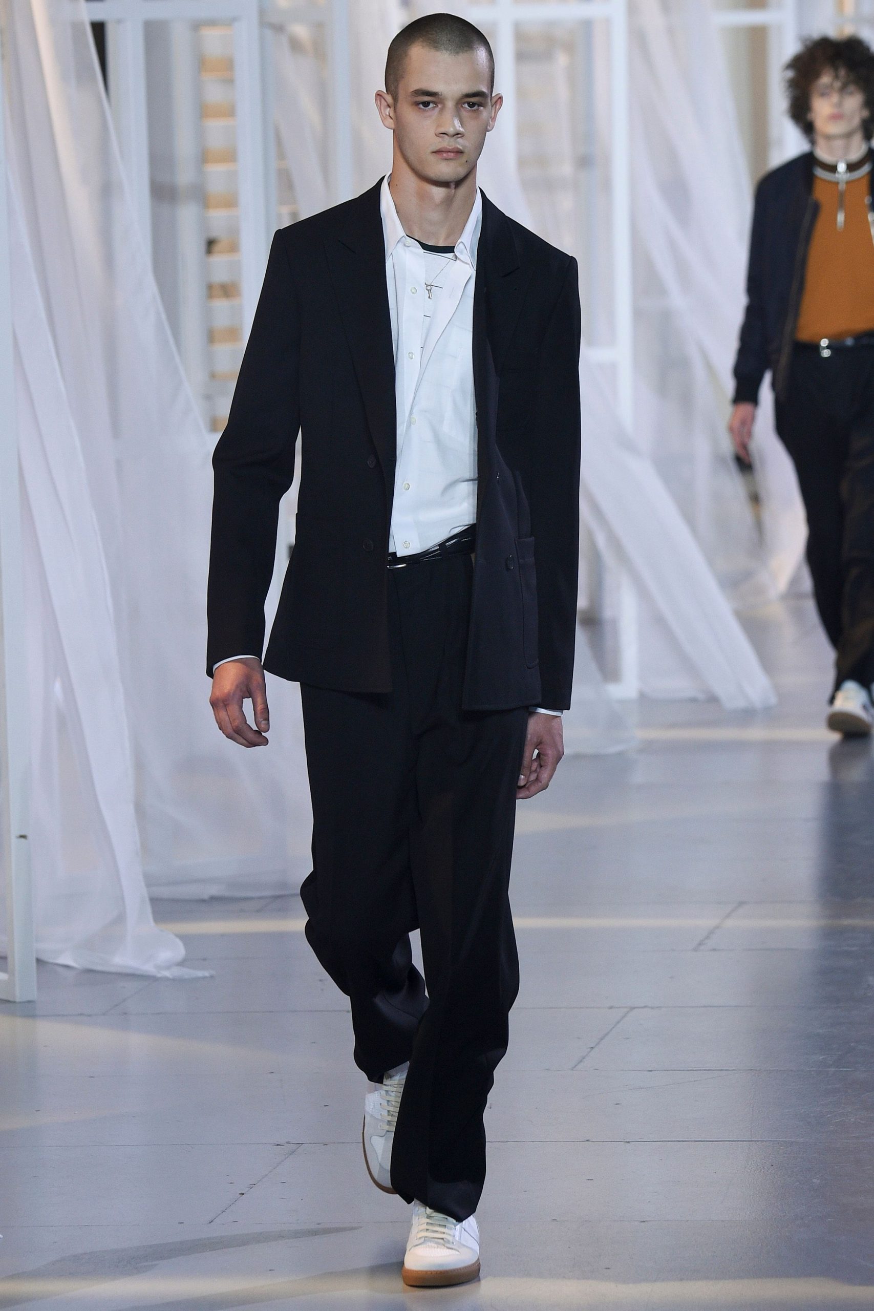 AMI PARIS S/S 17 Menswear Look 1