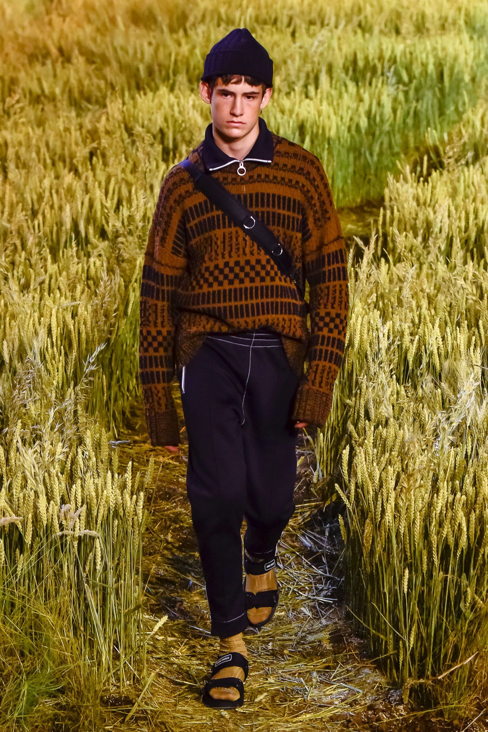 AMI PARIS S/S 19 Menswear Look 1