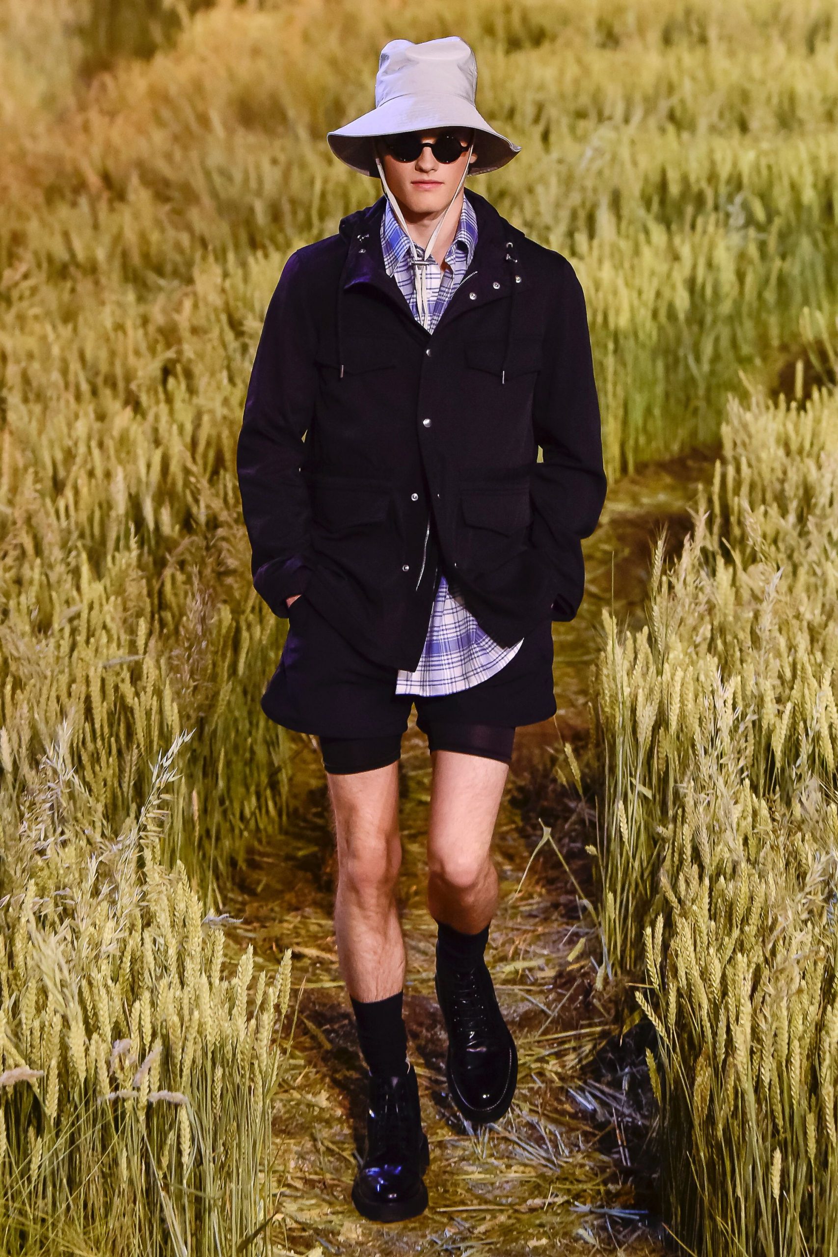AMI PARIS S/S 19 Menswear Look 67