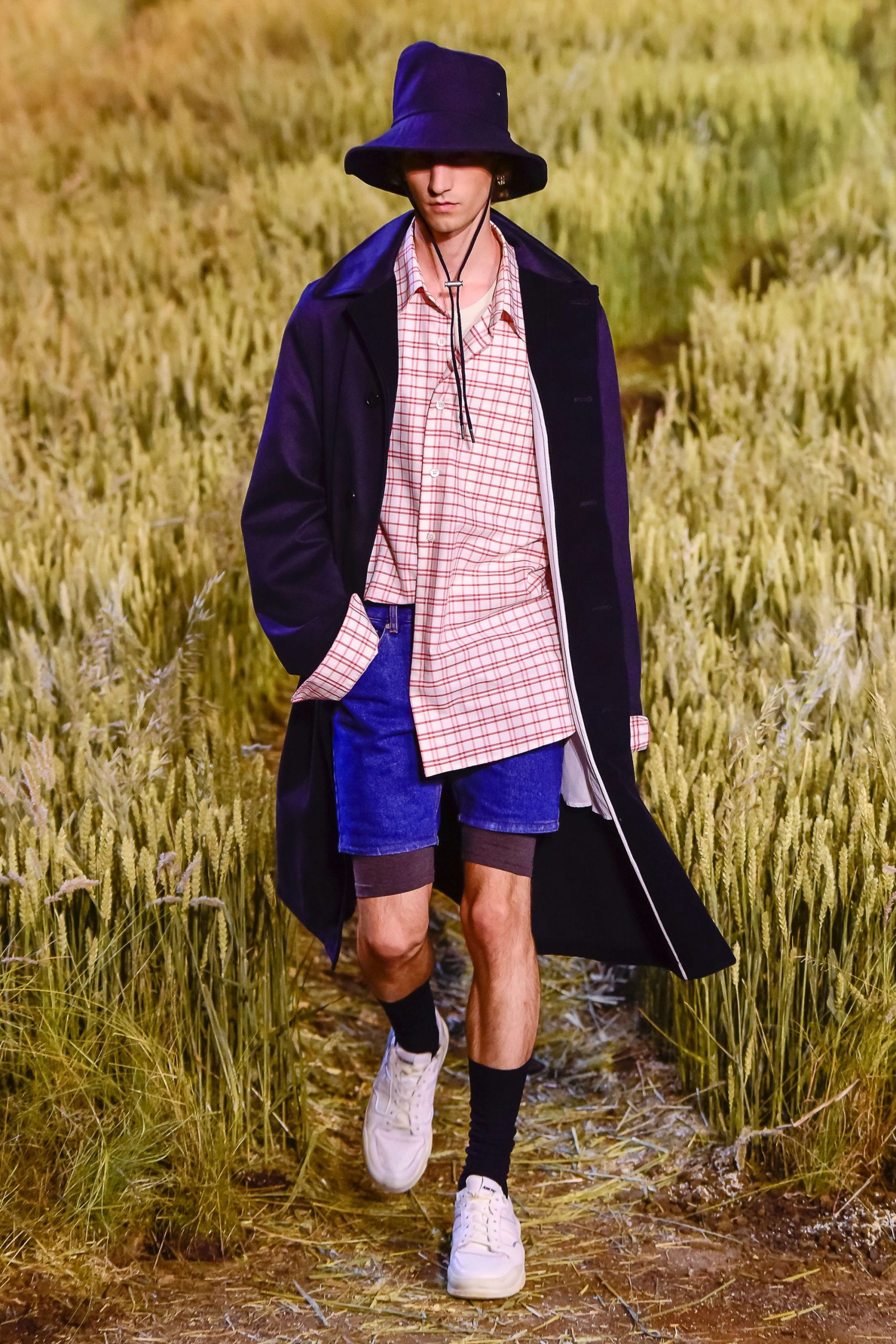 AMI PARIS S/S 19 Menswear Look 99