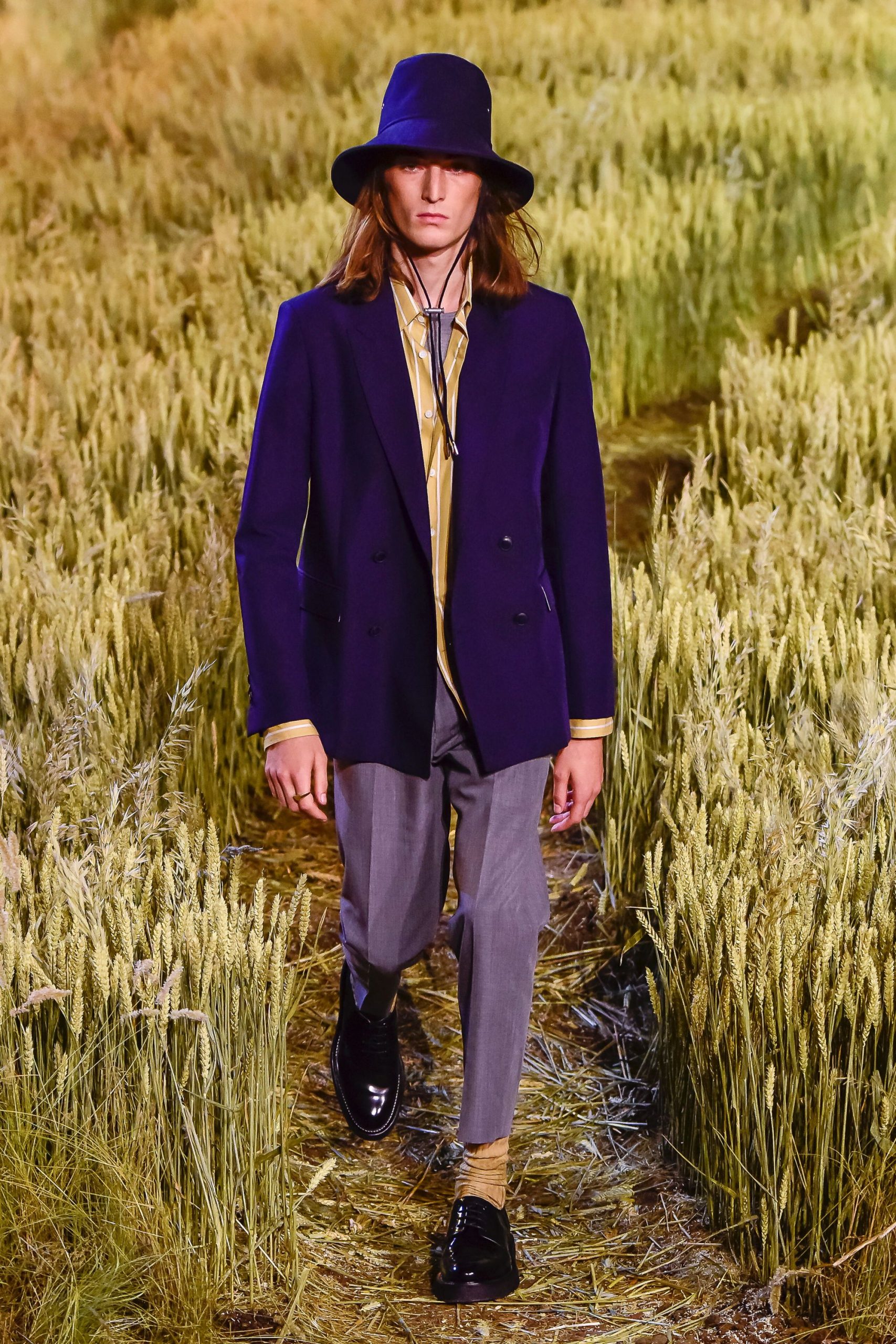 AMI PARIS S/S 19 Menswear Look 104