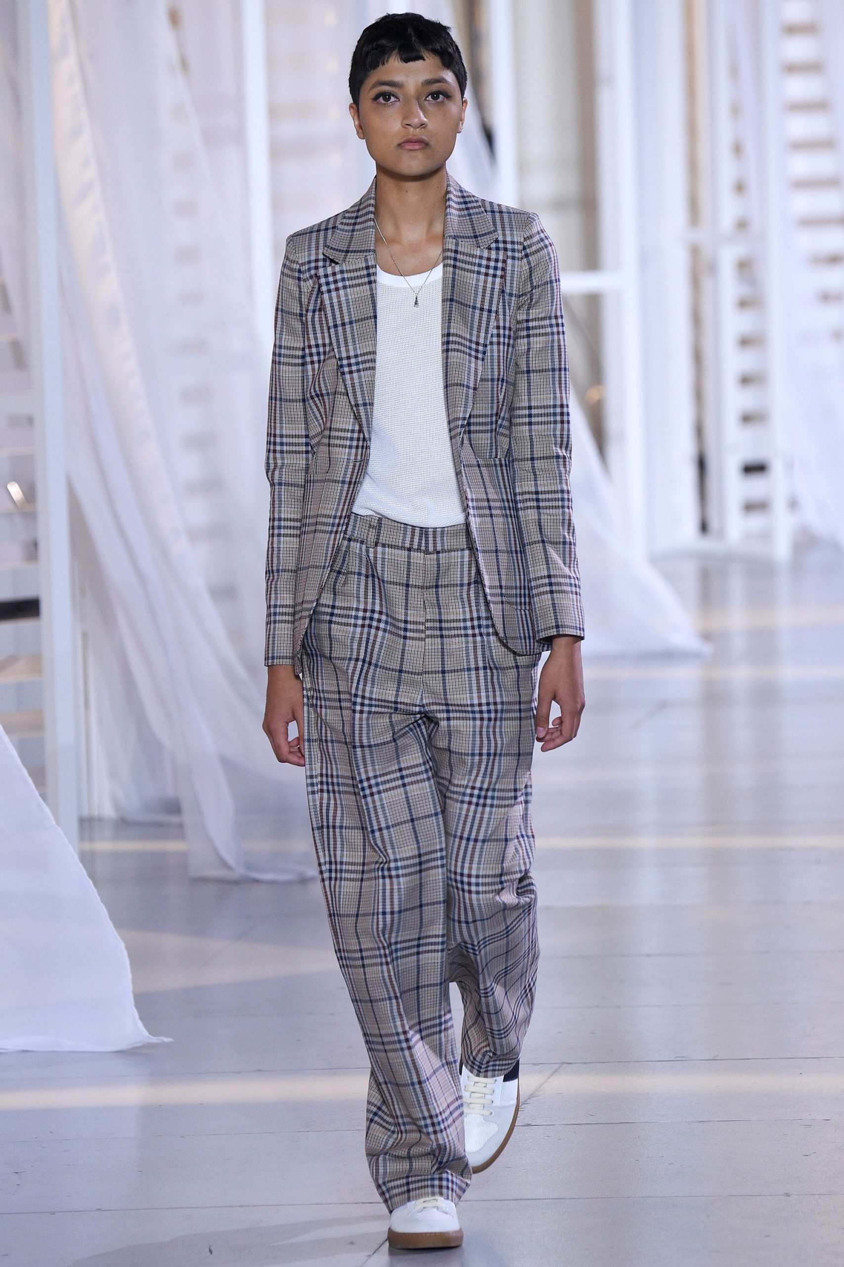 AMI PARIS S/S 17 Menswear Look 115