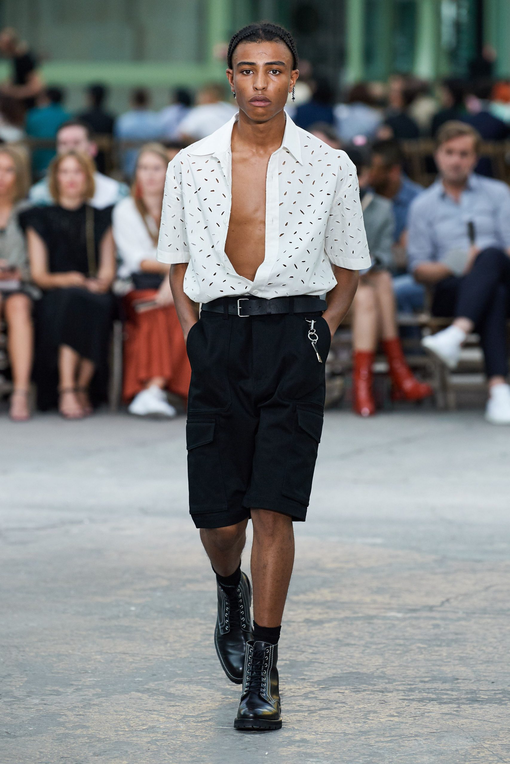 AMI PARIS S/S 20 Menswear Look 310