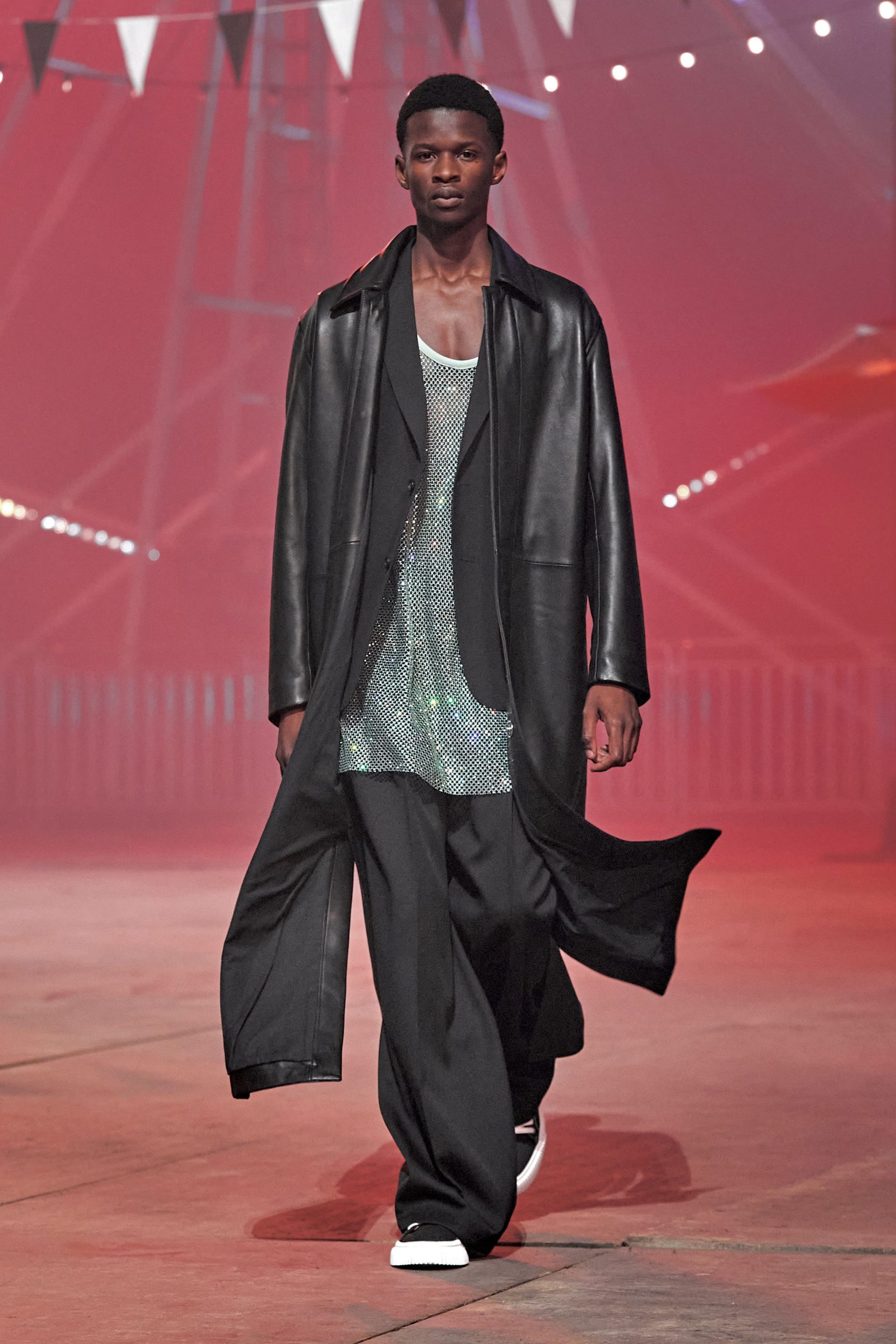 AMI PARIS S/S 22 Menswear Look 190