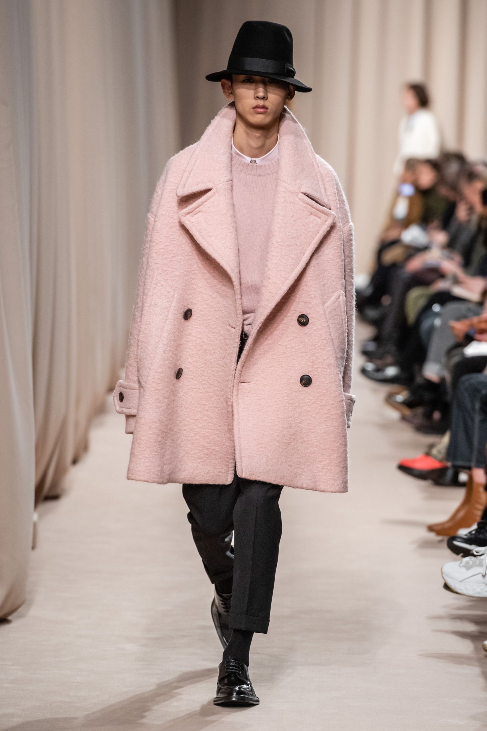 AMI PARIS F/W 19 Menswear Look 200