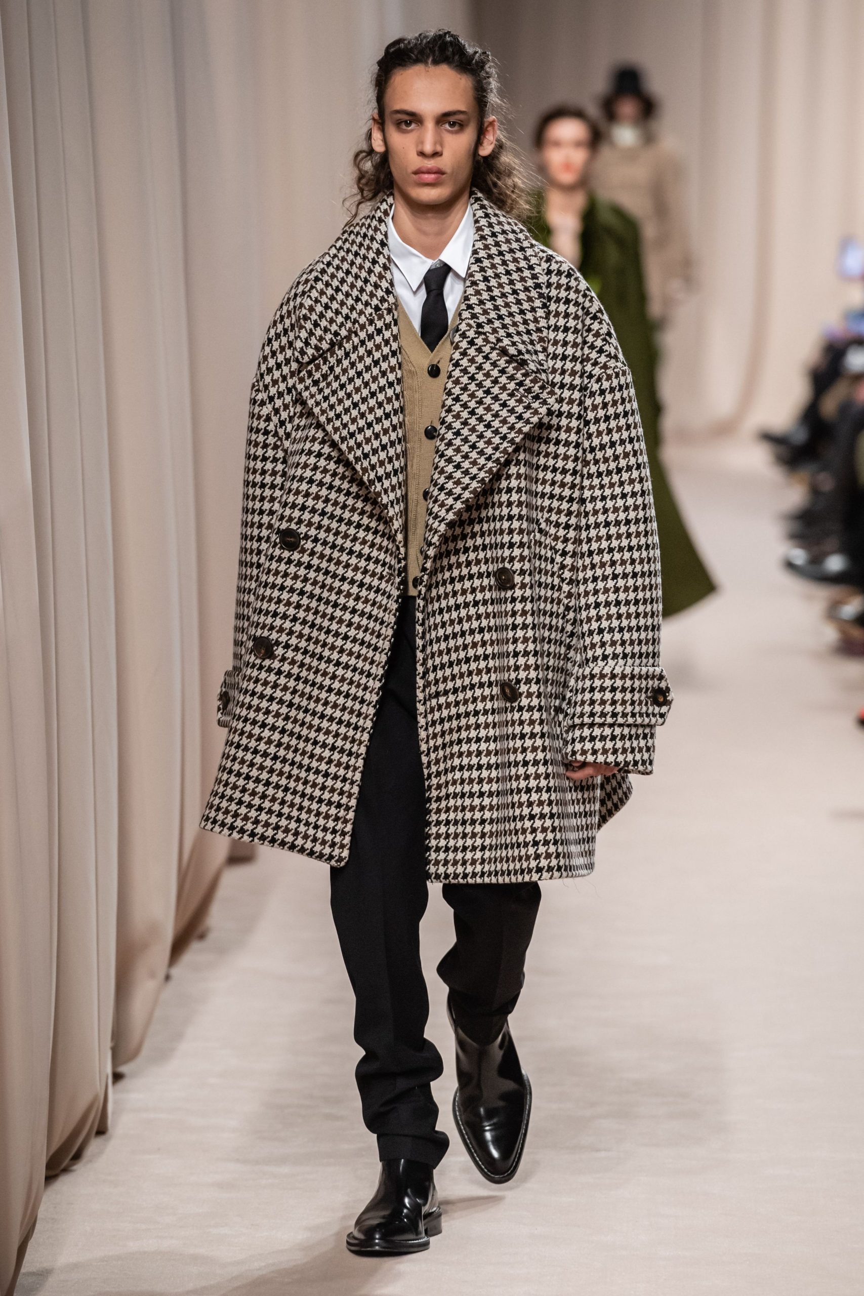 AMI PARIS F/W 19 Menswear Look 54