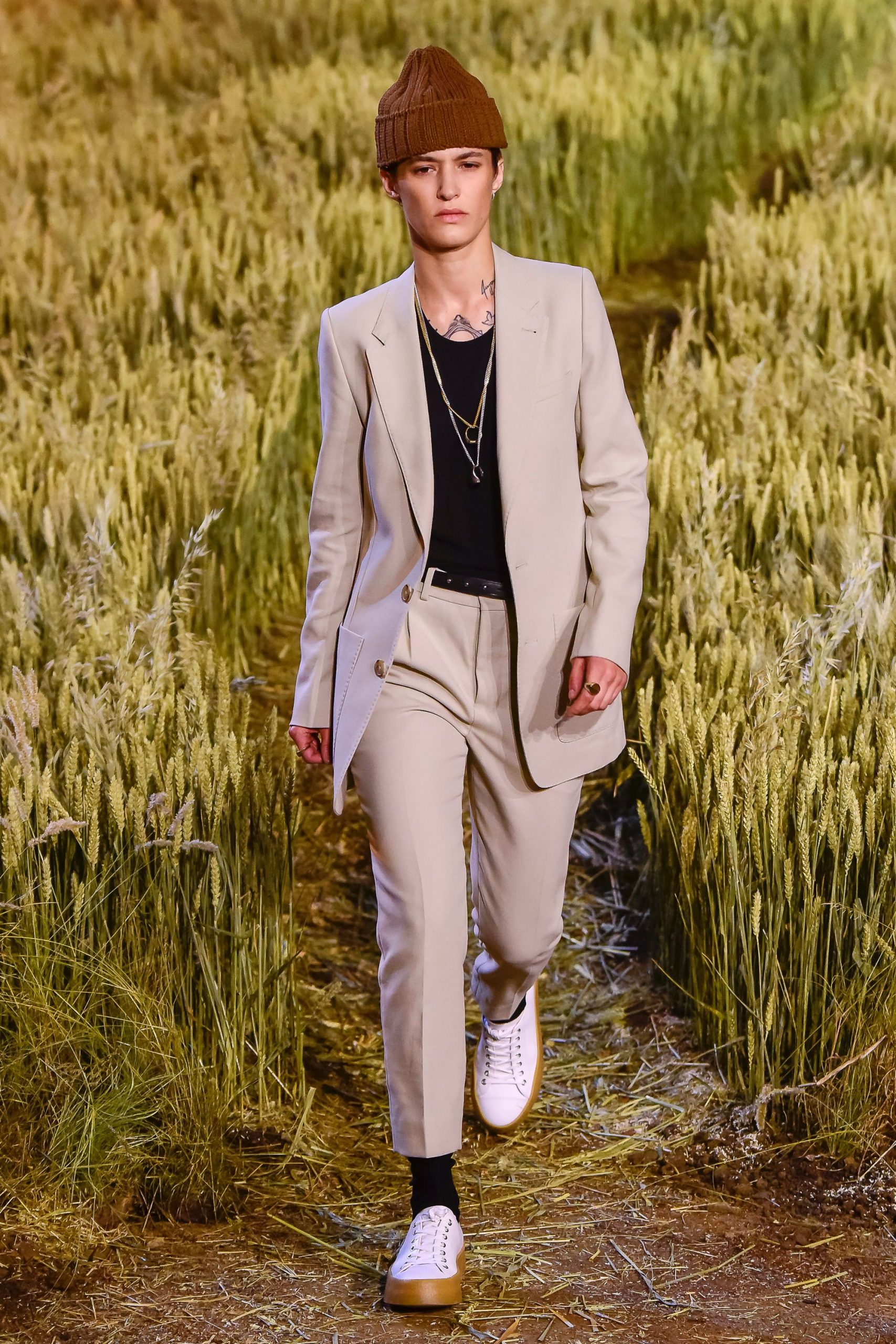 AMI PARIS S/S 19 Menswear Look 47