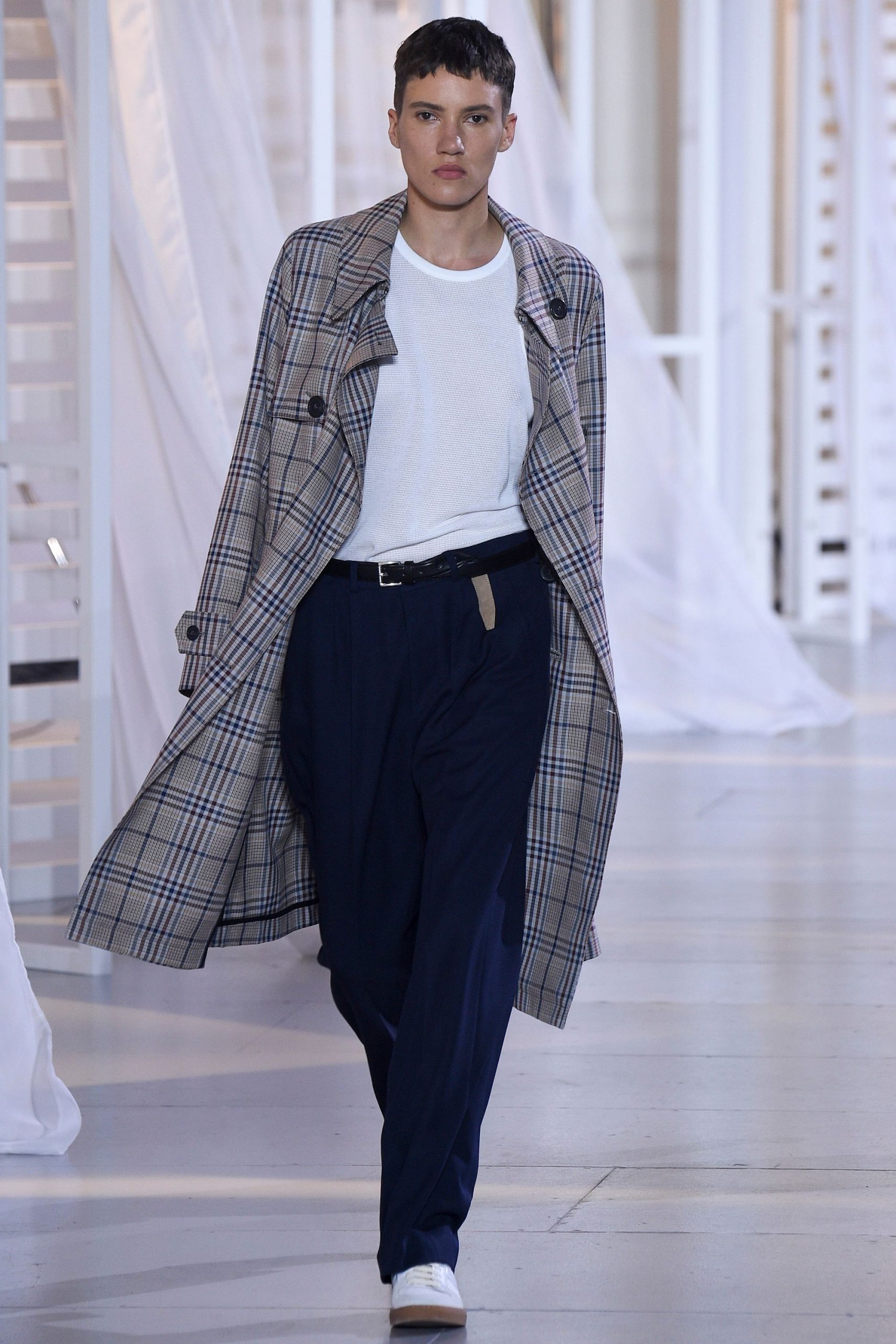 AMI PARIS S/S 17 Menswear Look 175