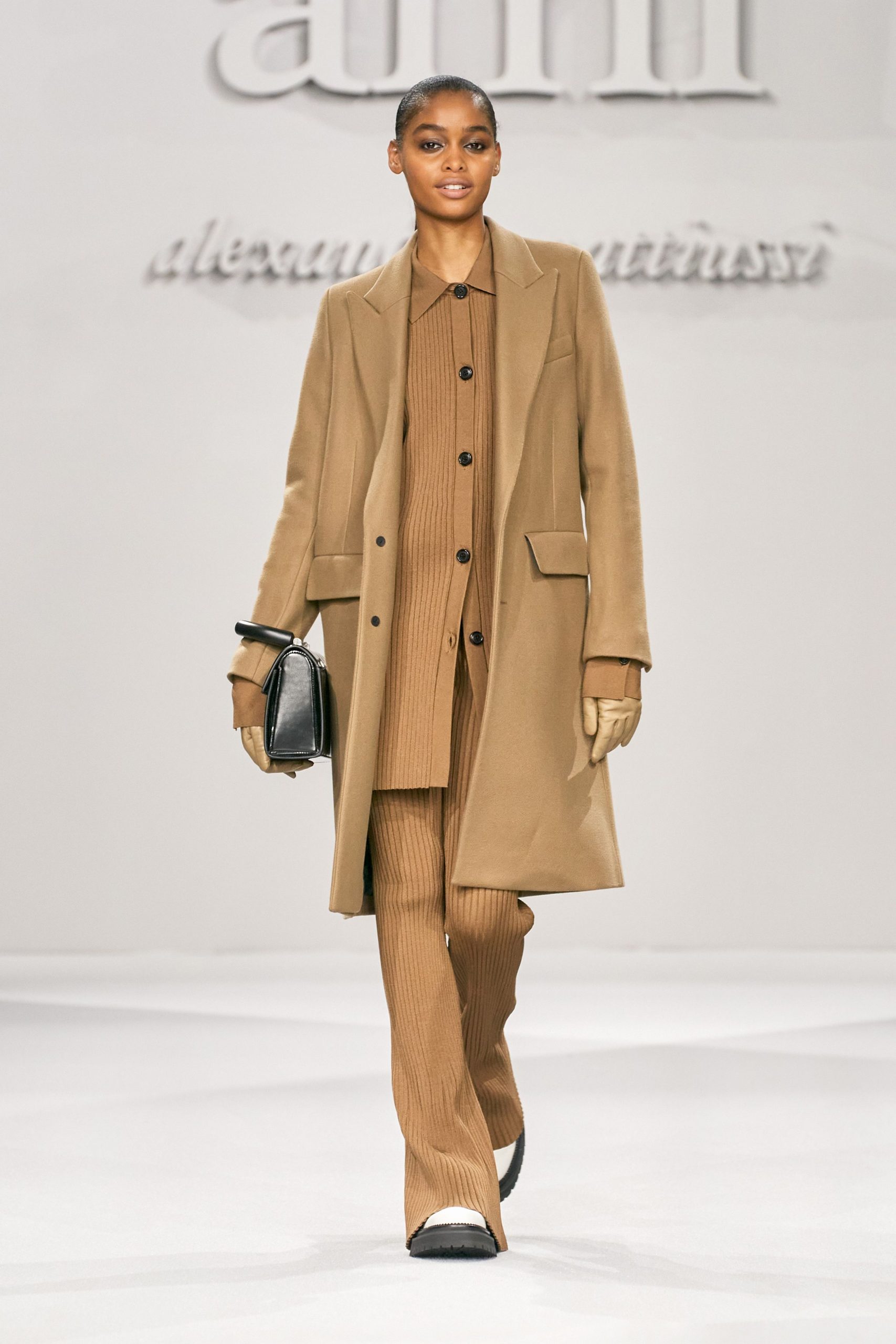 AMI PARIS F/W 21 Look 175