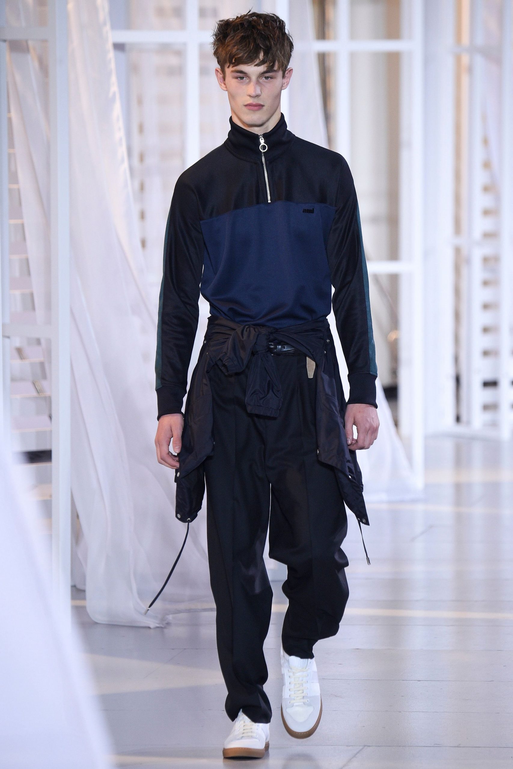 AMI PARIS S/S 17 Menswear Look 163