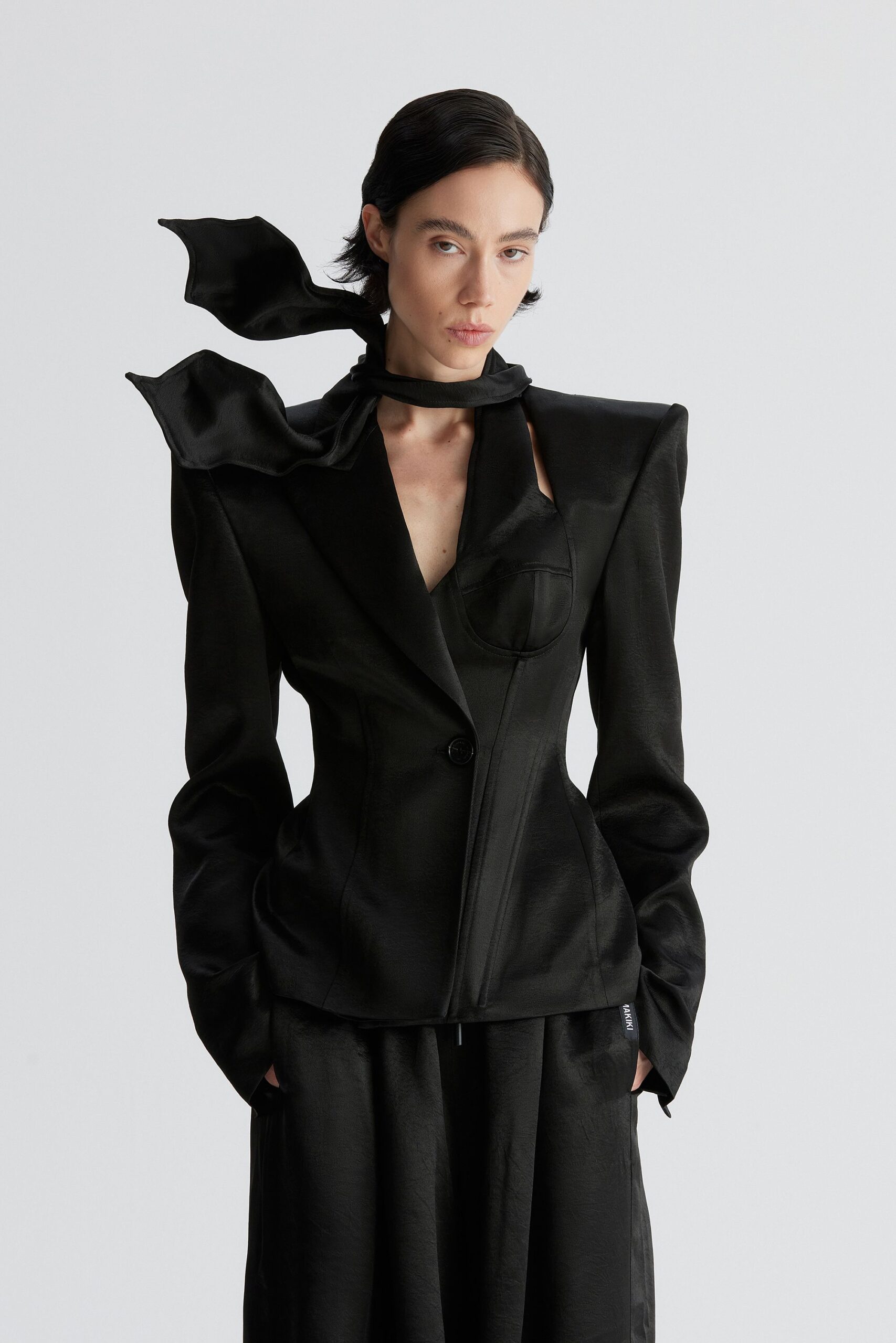 black silk long-sleeve v-neck fitted structured buttoned blazer
