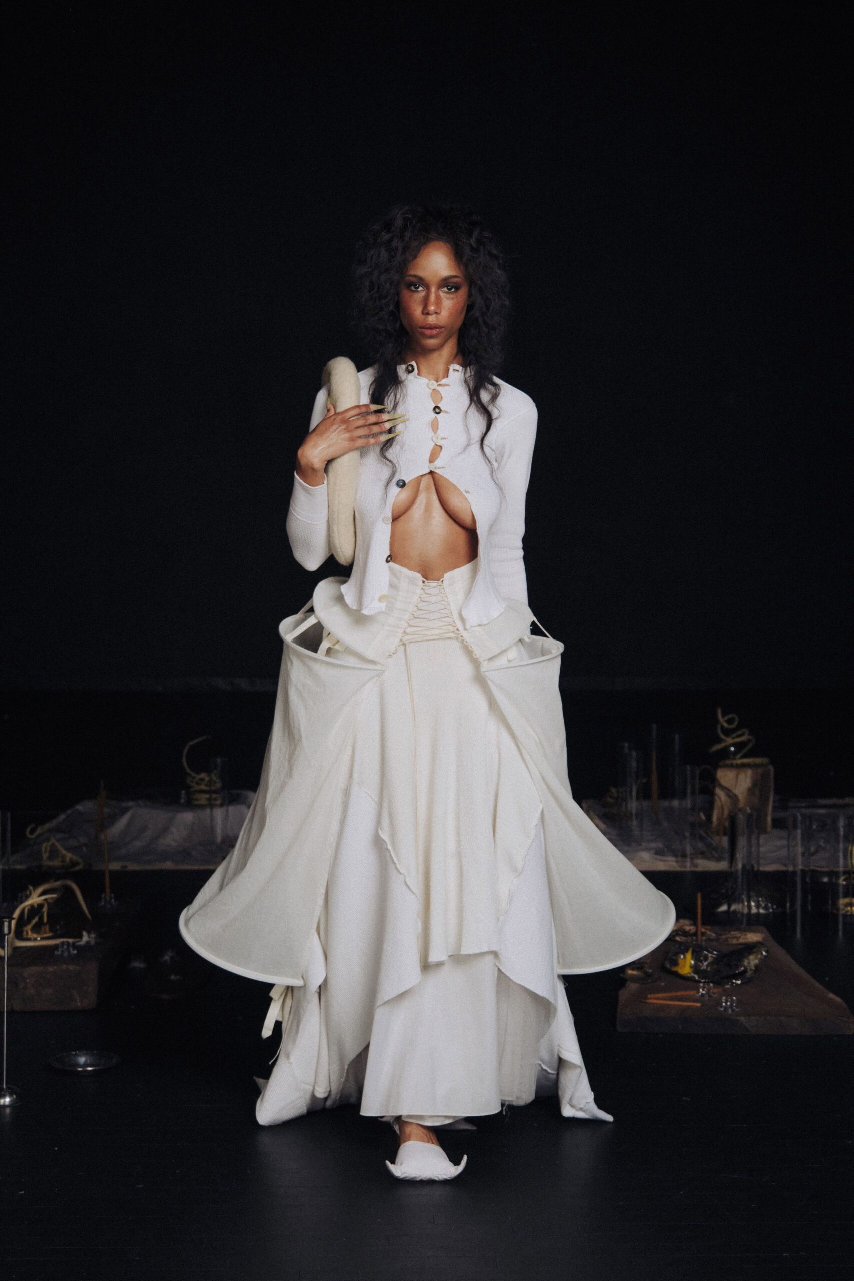 white cotton long-sleeve collared fitted buttoned top