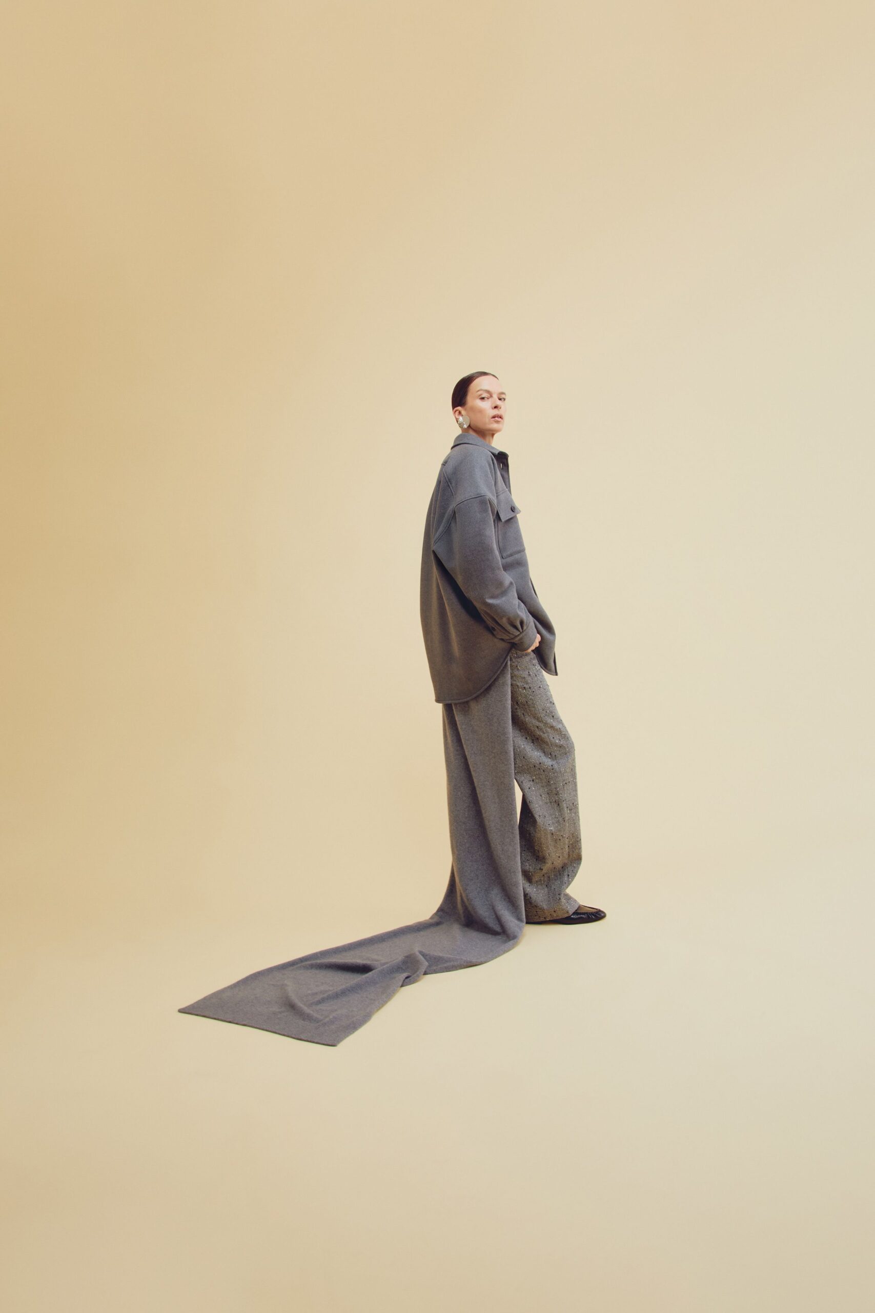 gray wool long-sleeve collared oversized draped shirt
