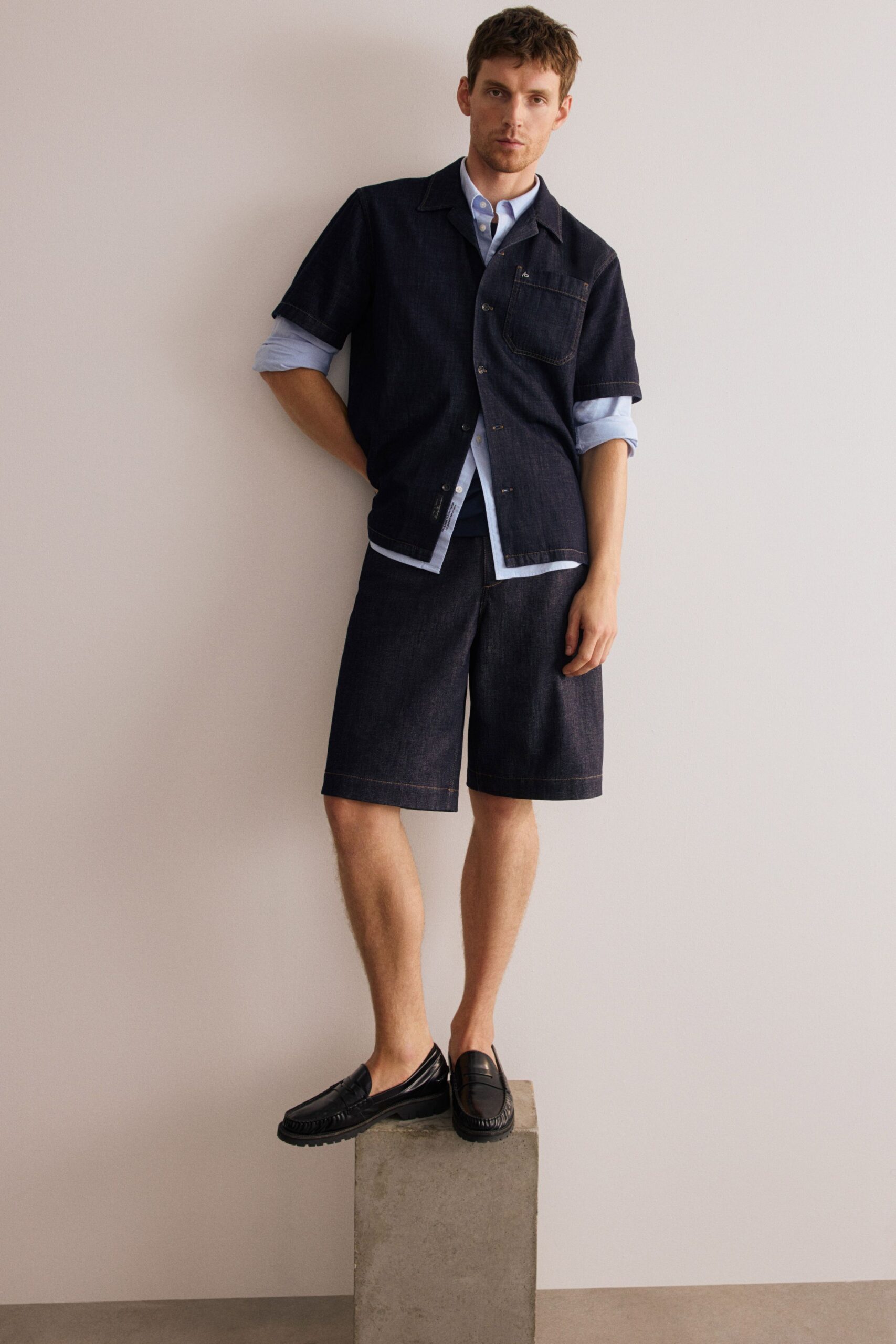 blue denim short-sleeve collared relaxed jacket