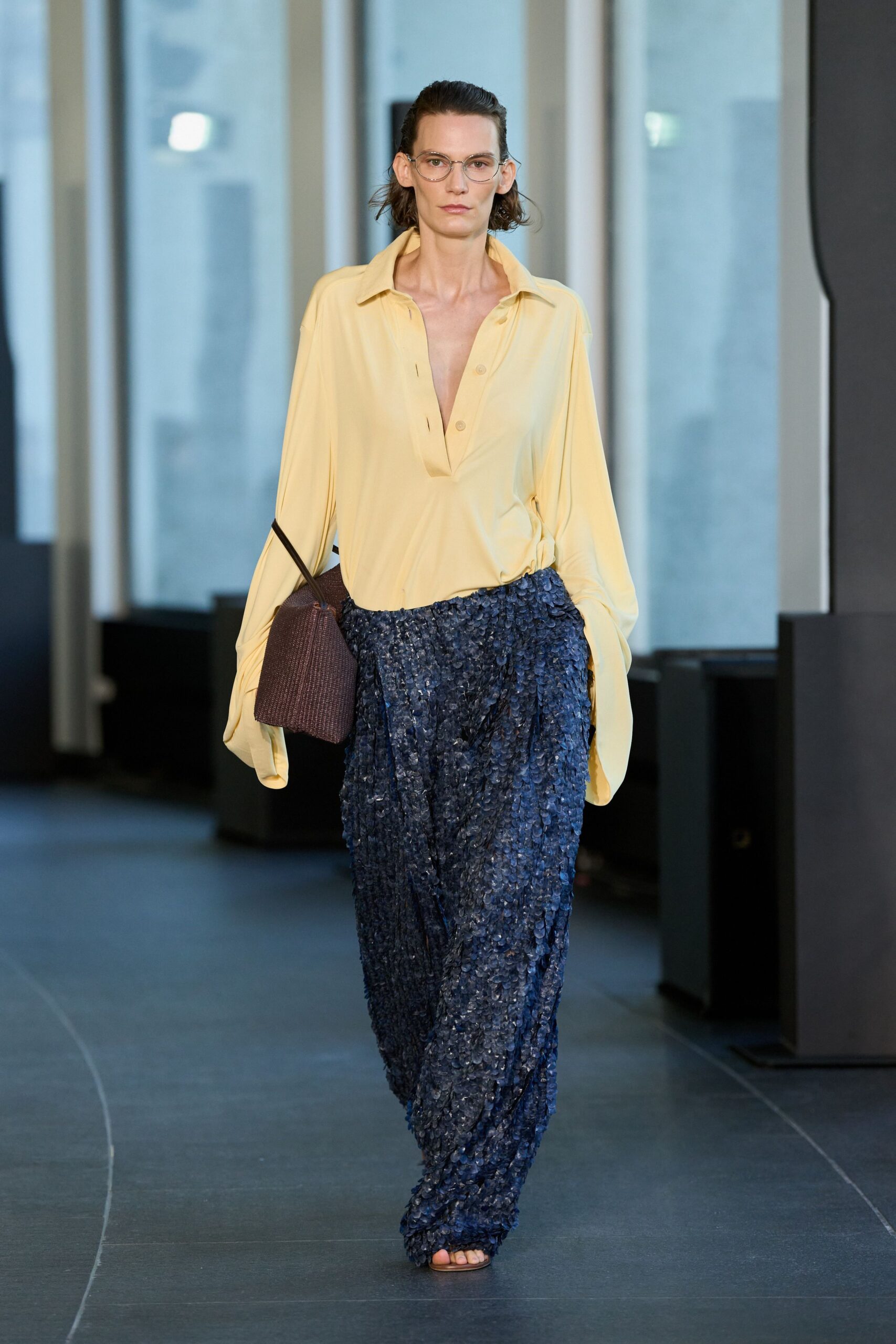 yellow silk shirt with blue pants