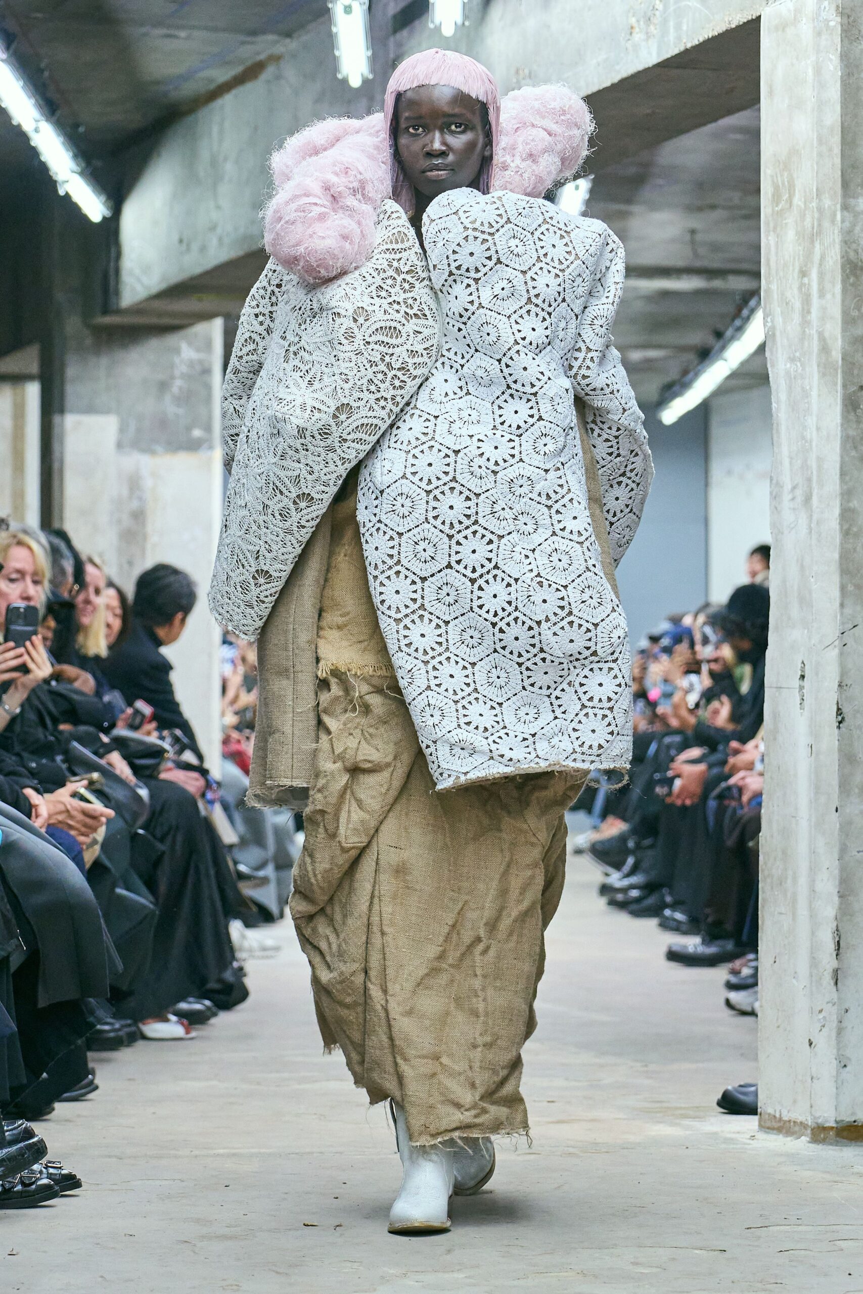 white lace long-sleeve collared oversized layered coat