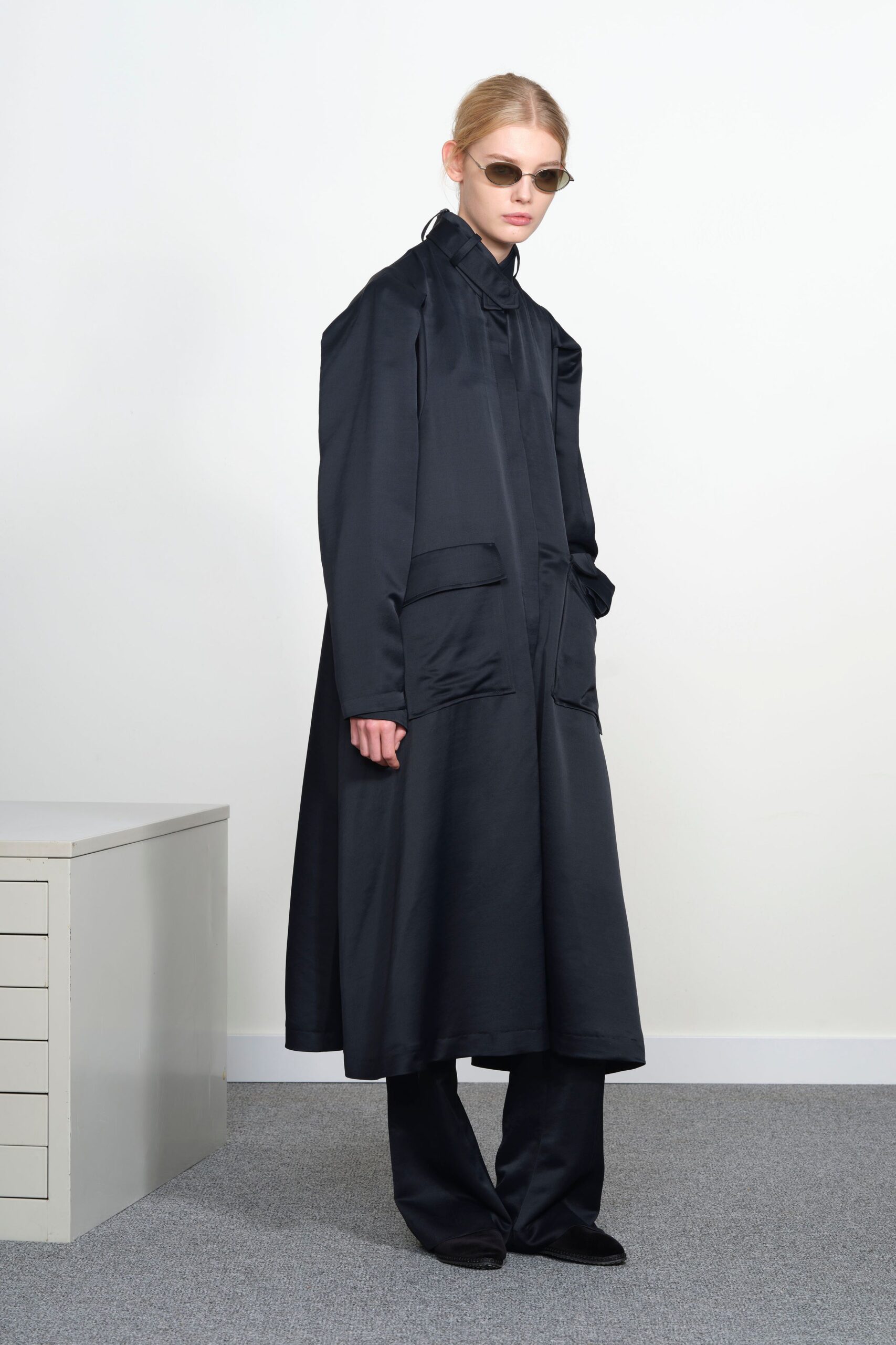 black silk long-sleeve collared relaxed pockets midi coat